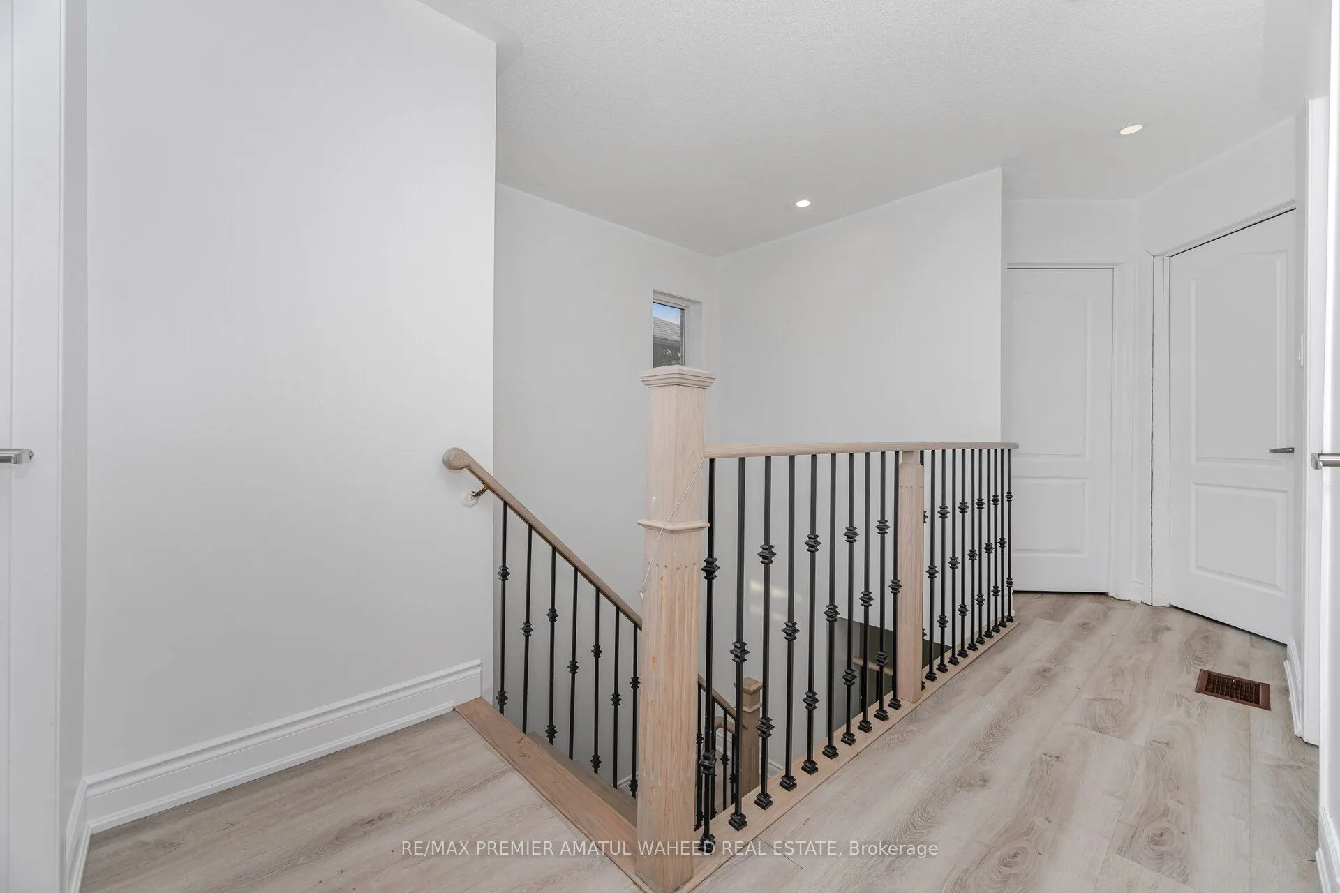 26 Coast Avenue