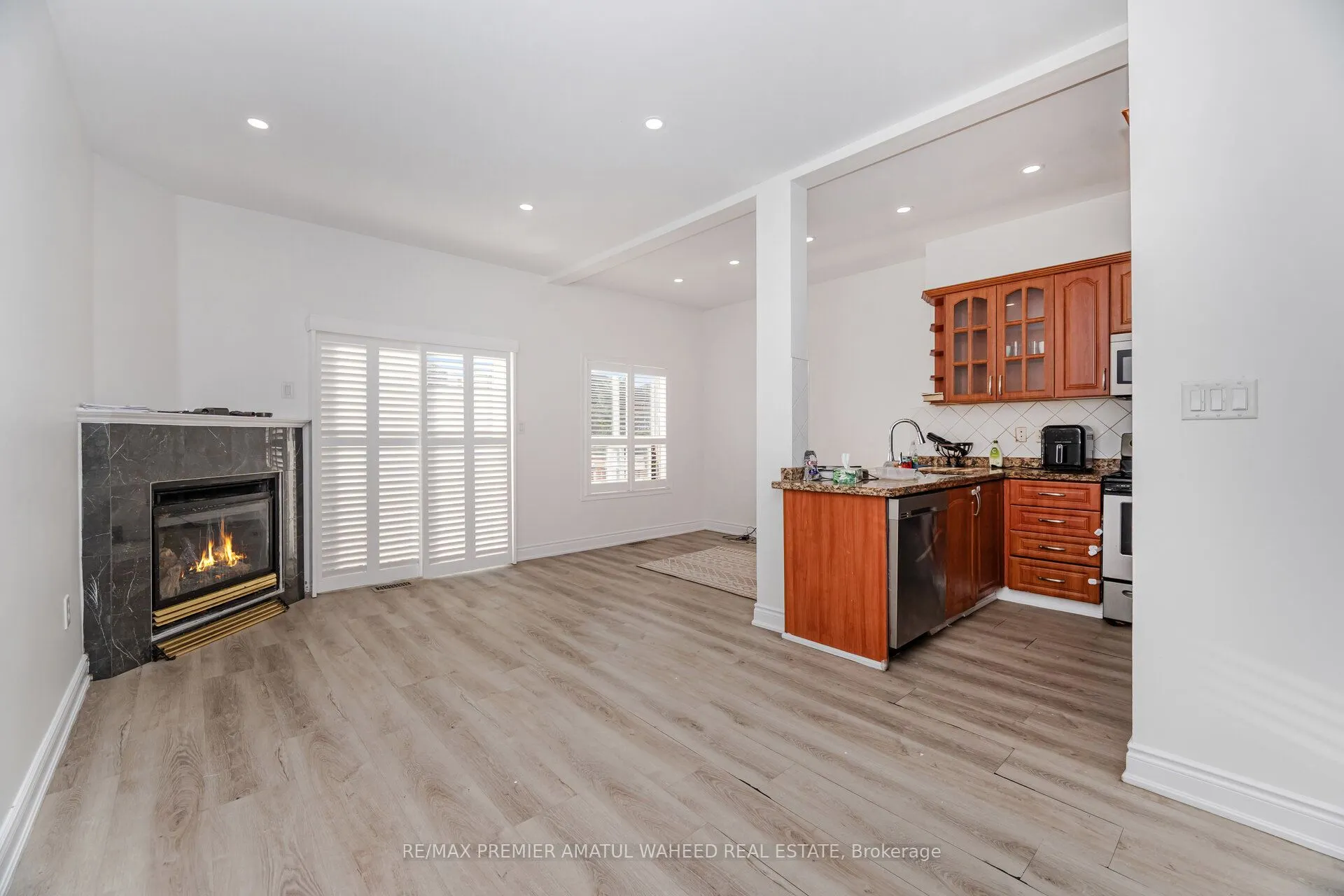 26 Coast Avenue