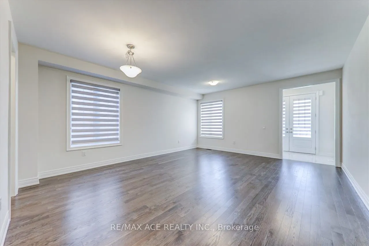 14 Hitching Post, #Main