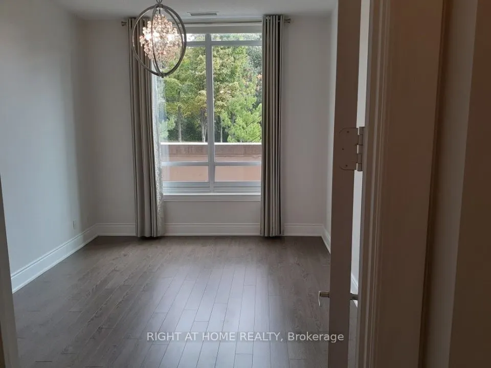 9255 Jane Street, #109
