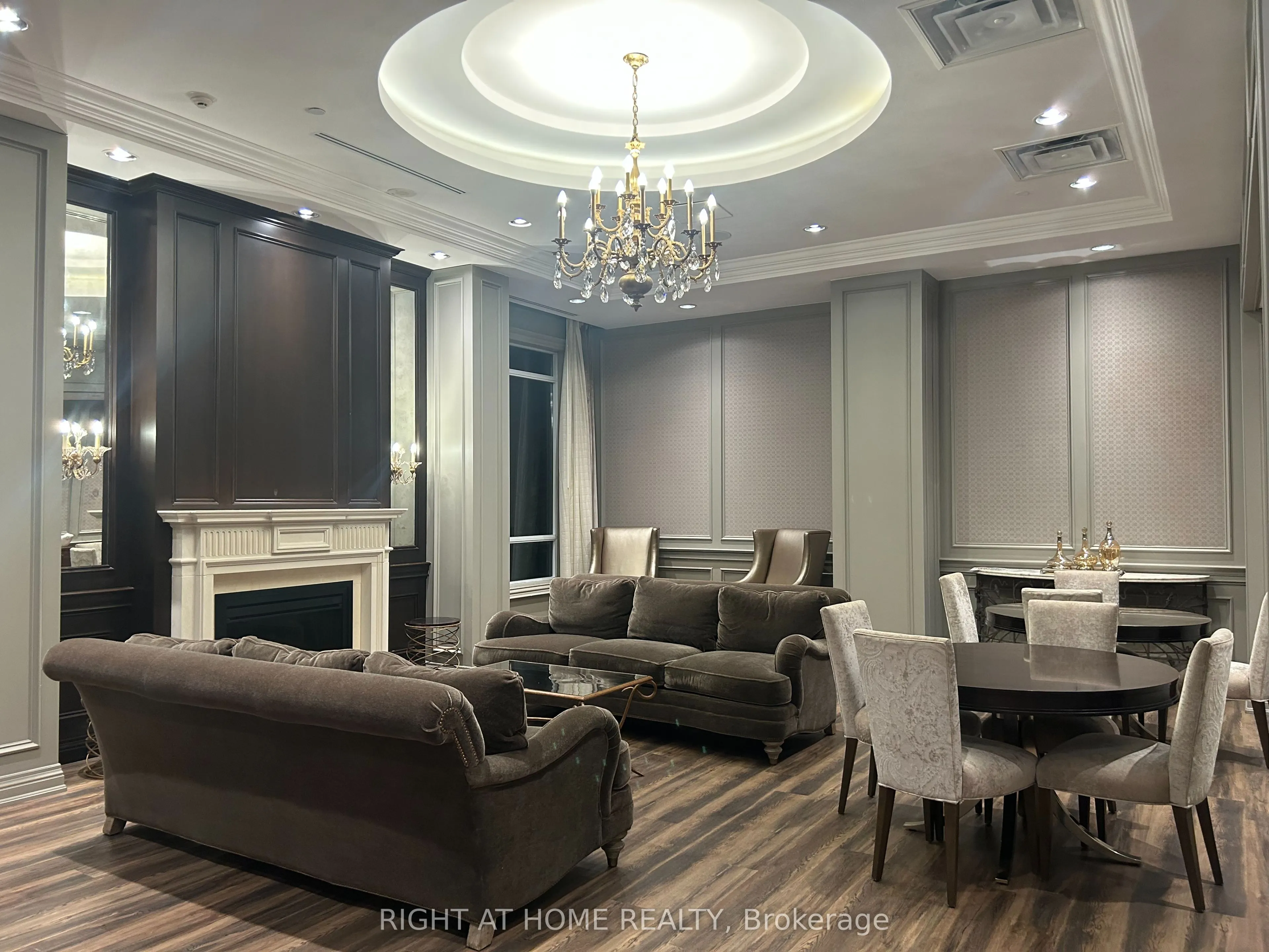 9255 Jane Street, #109