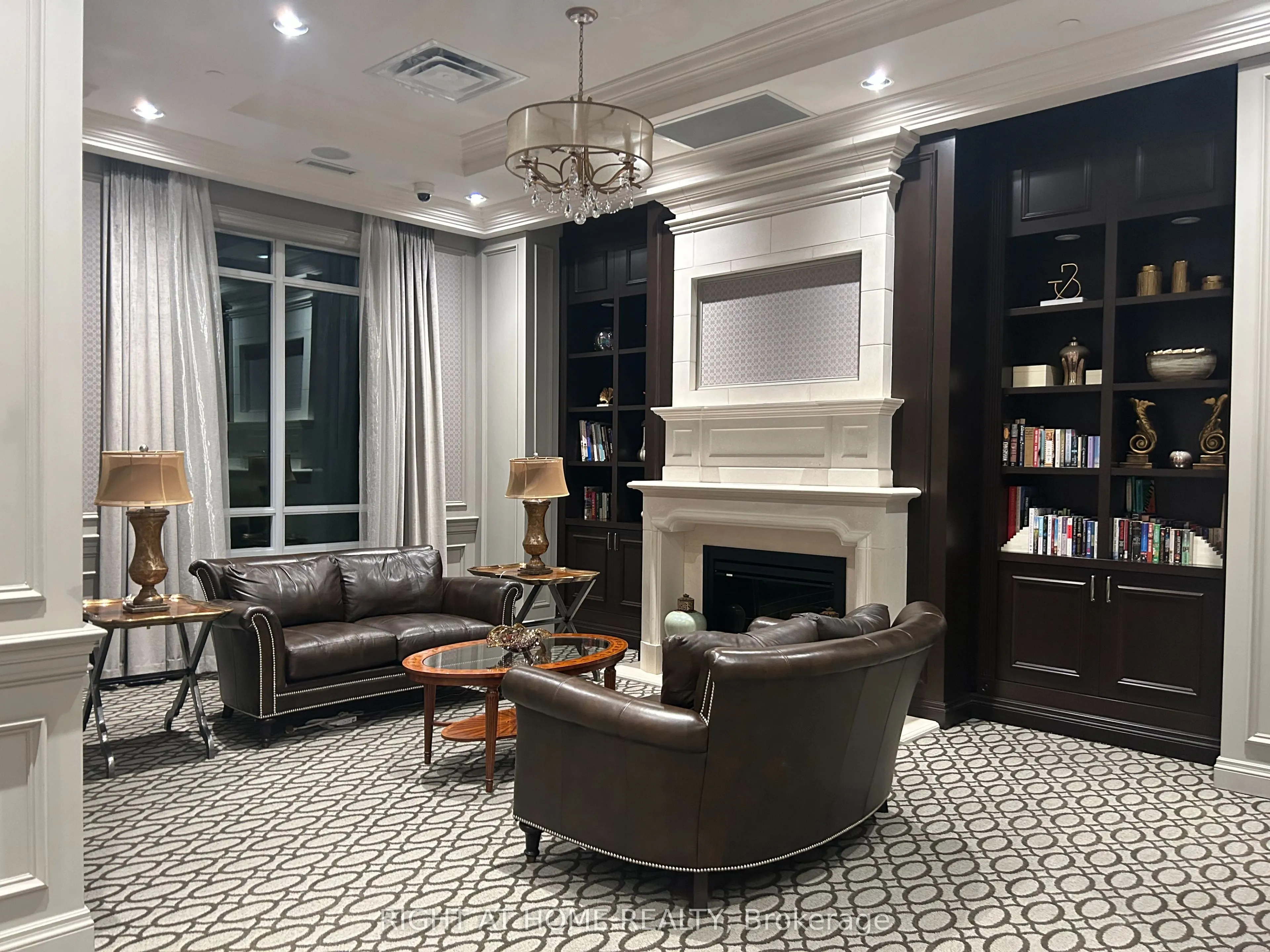 9255 Jane Street, #109