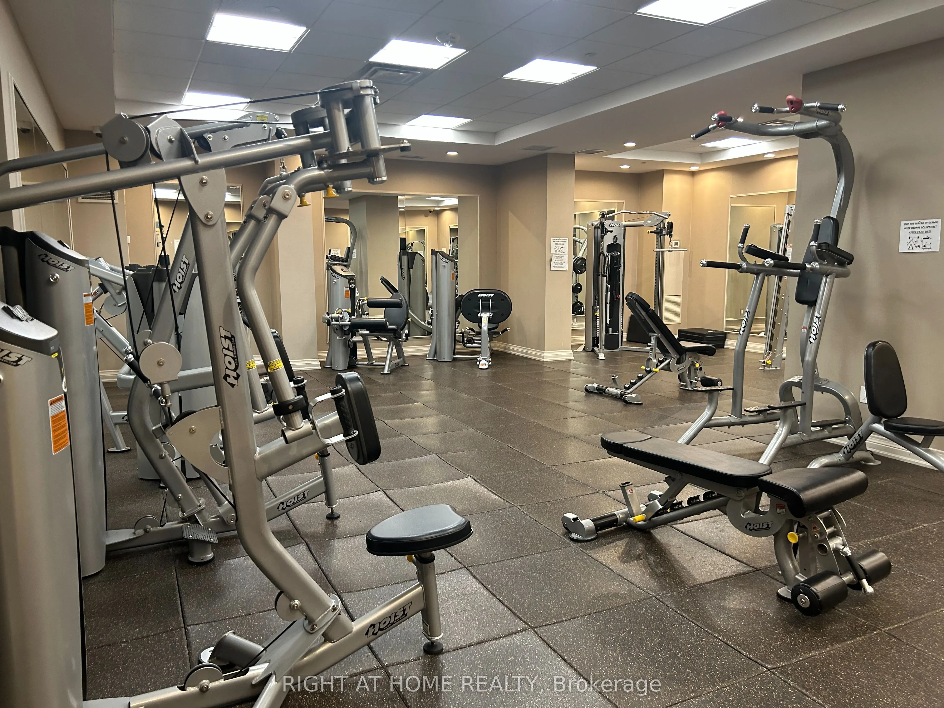 9255 Jane Street, #109
