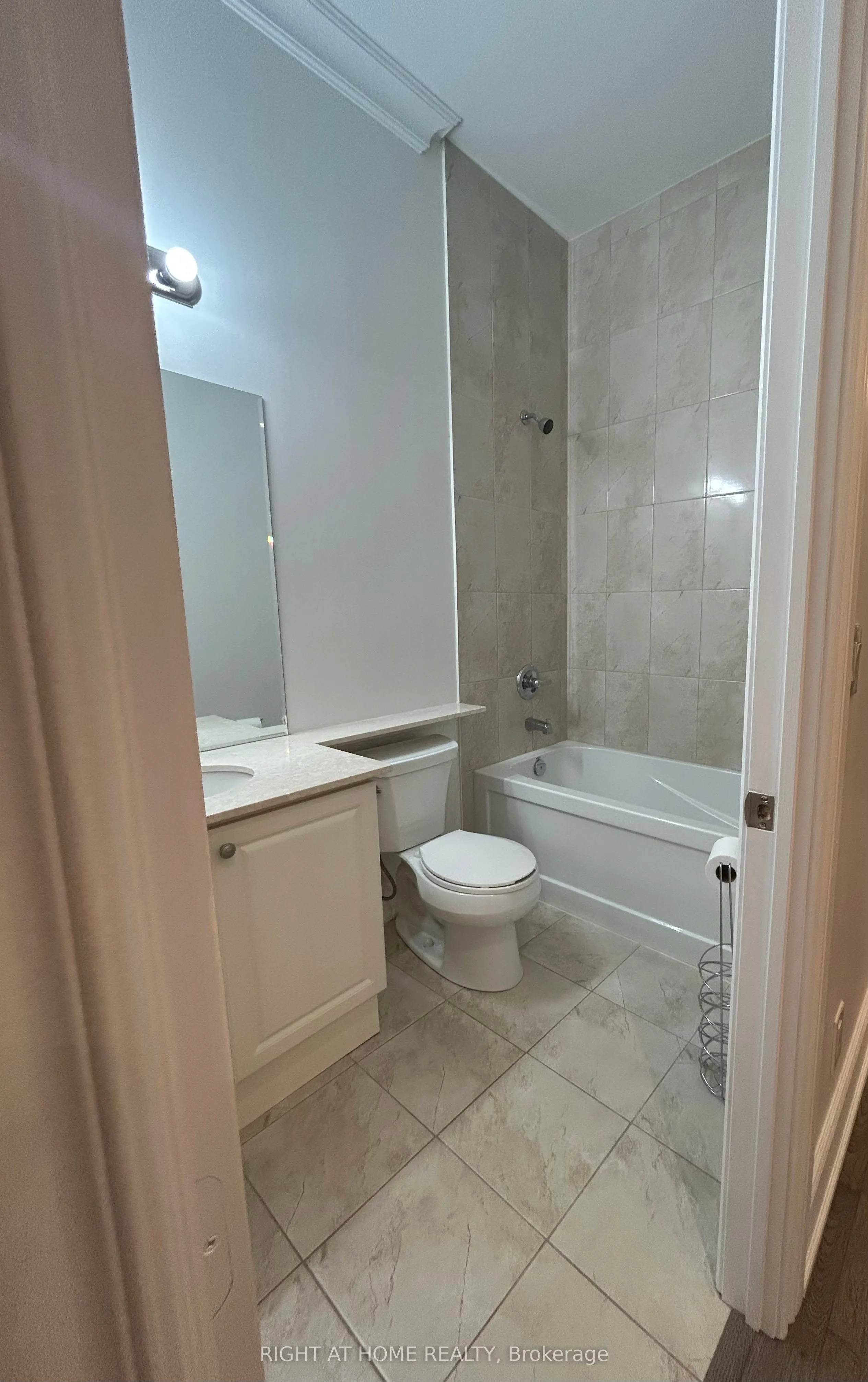 9255 Jane Street, #109