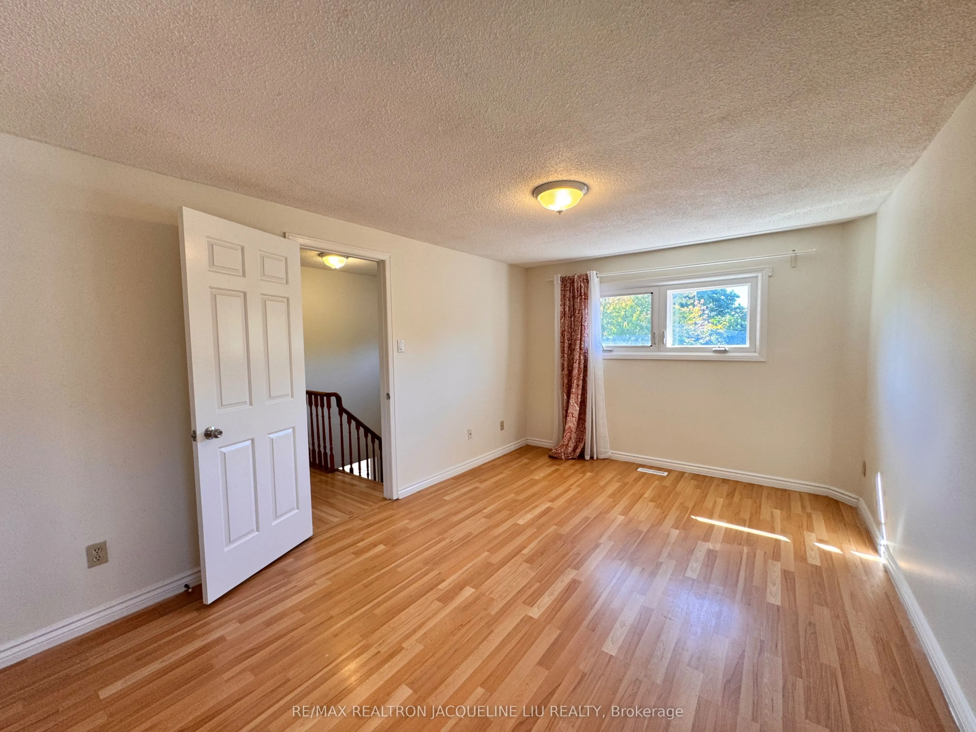 45 Breckonwood Crescent