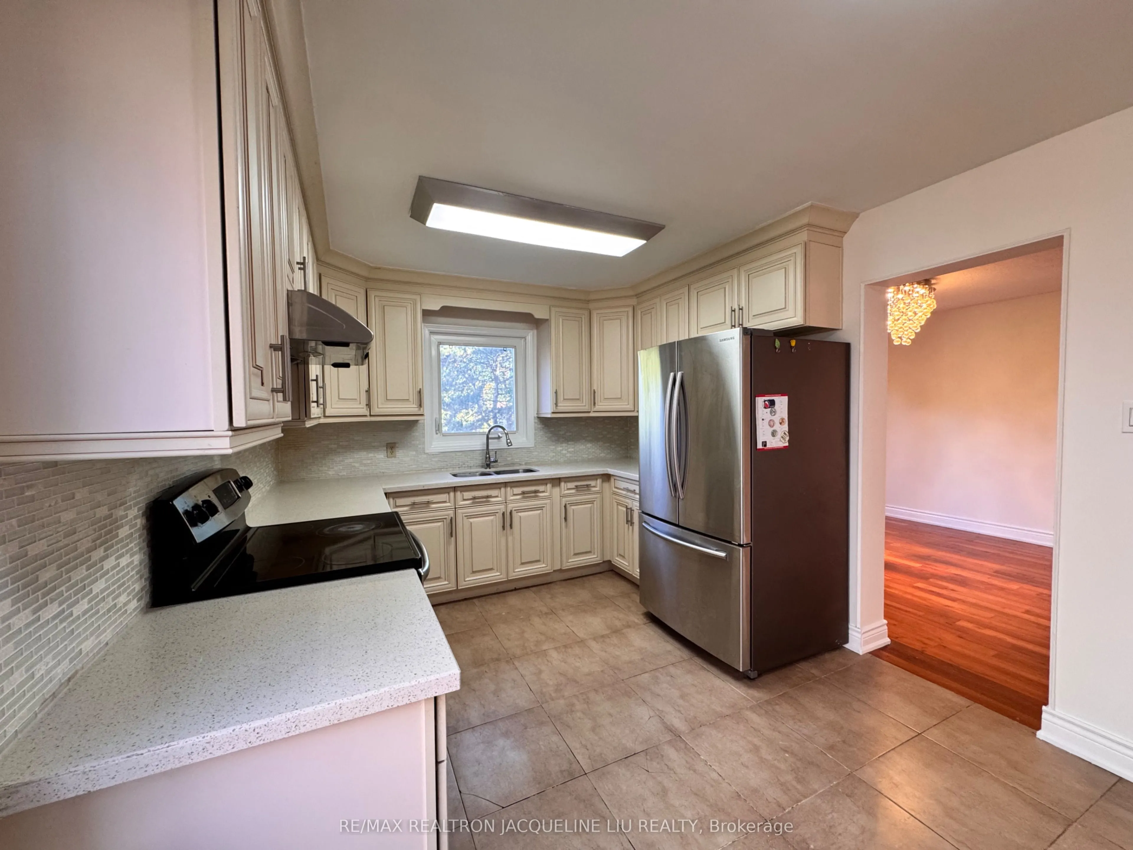 45 Breckonwood Crescent