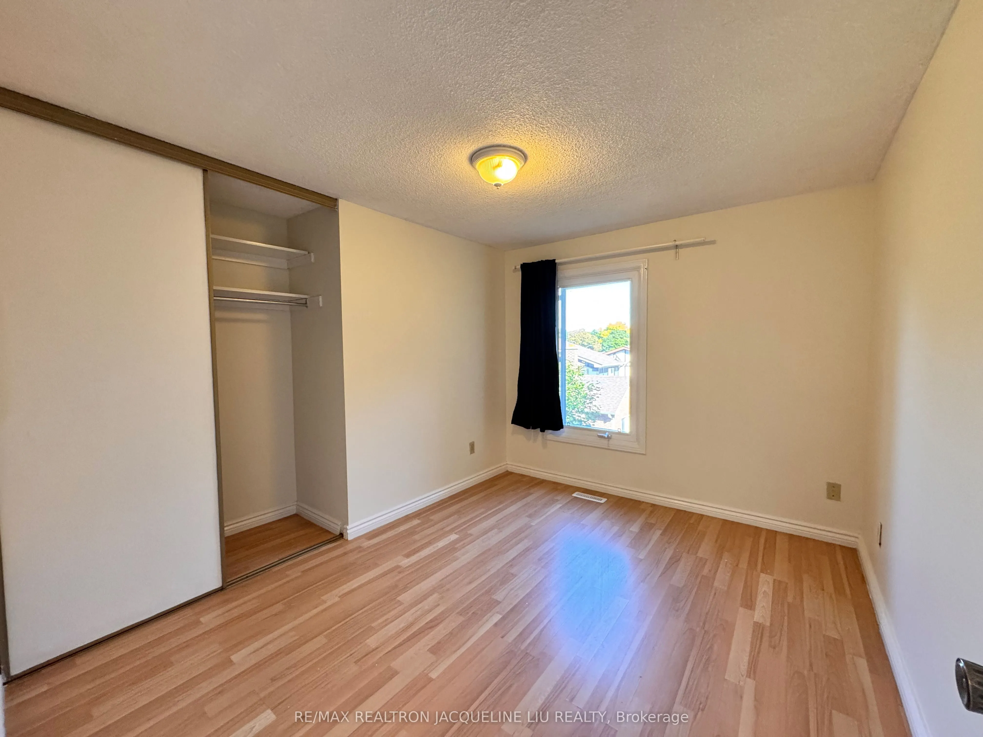 45 Breckonwood Crescent