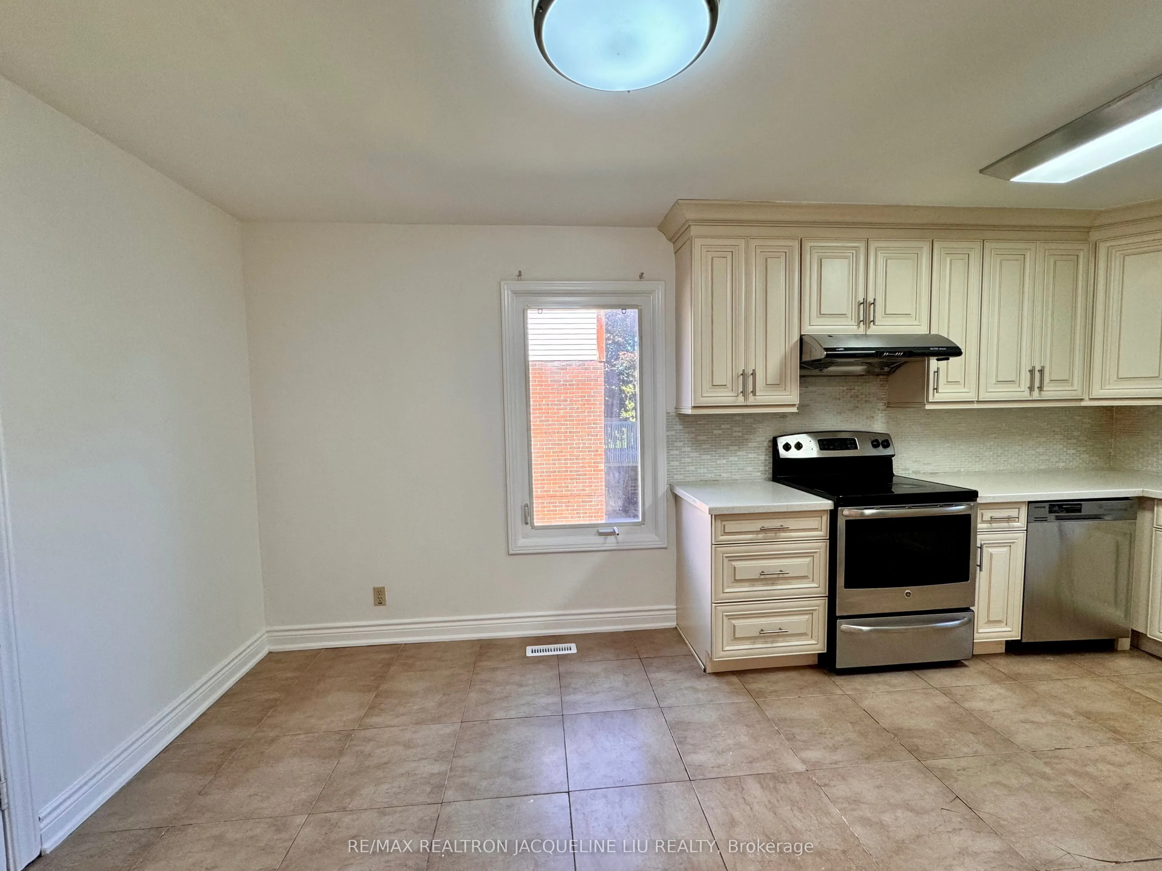45 Breckonwood Crescent