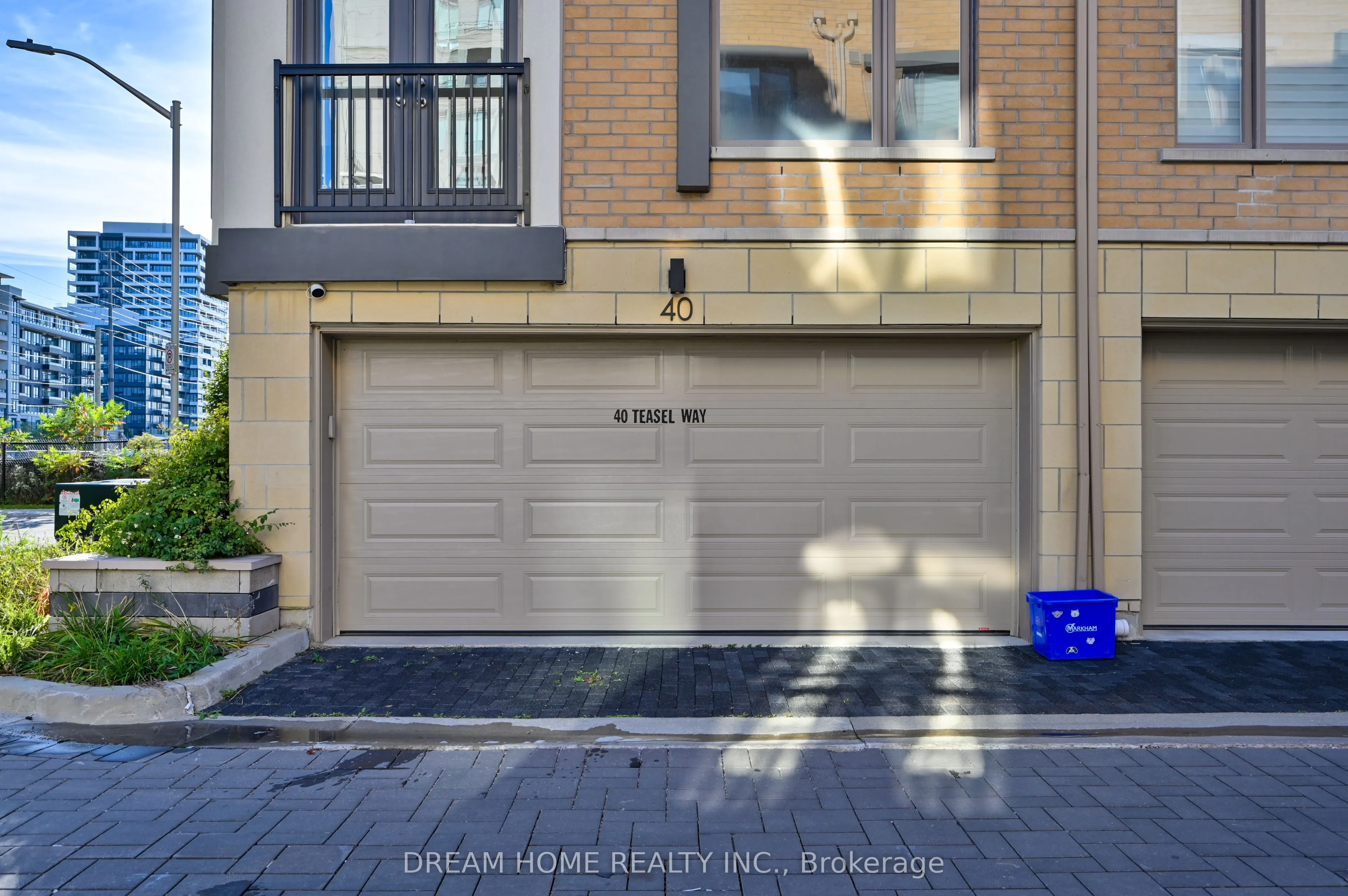 40 Teasel Way
