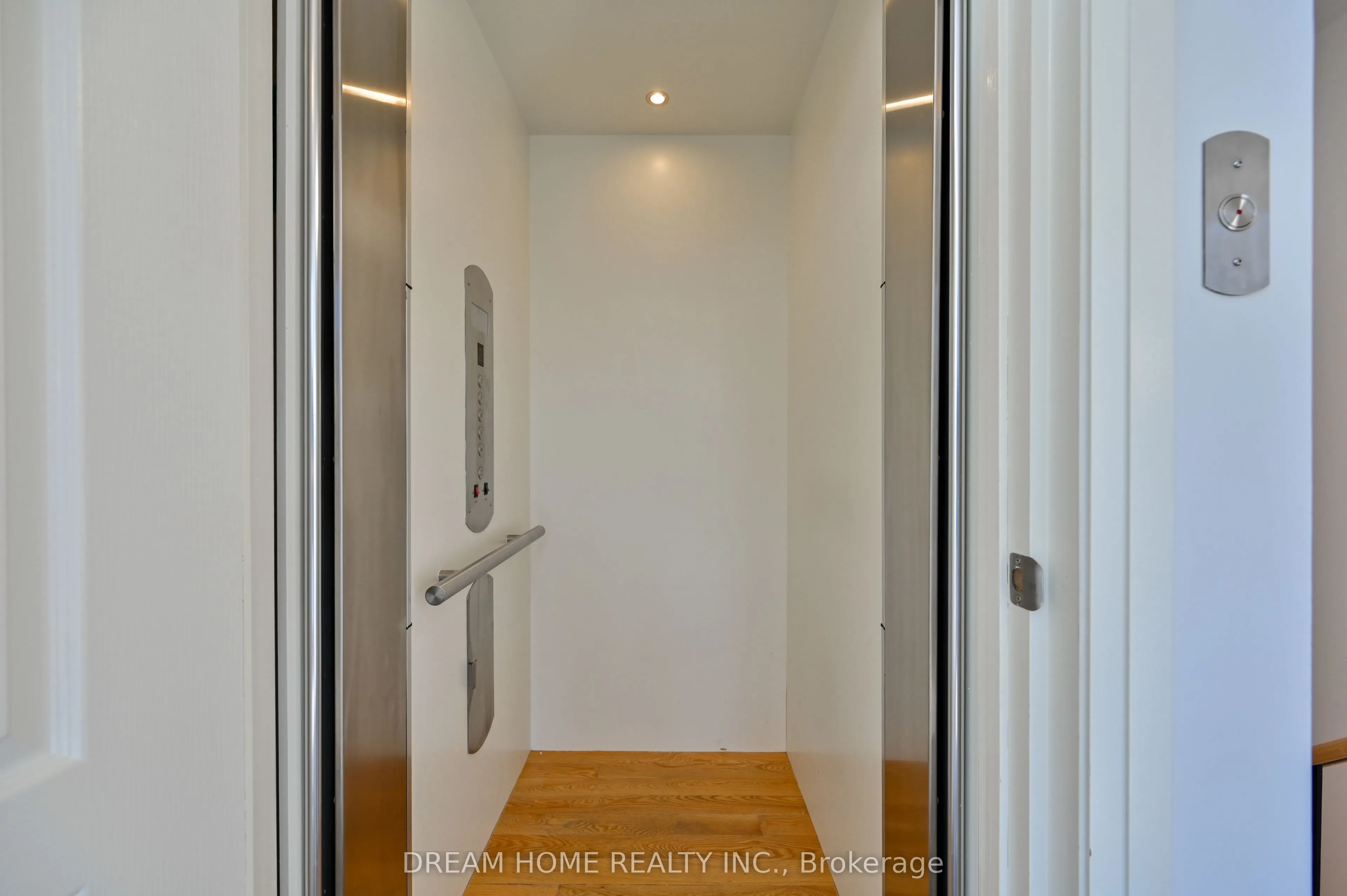 40 Teasel Way
