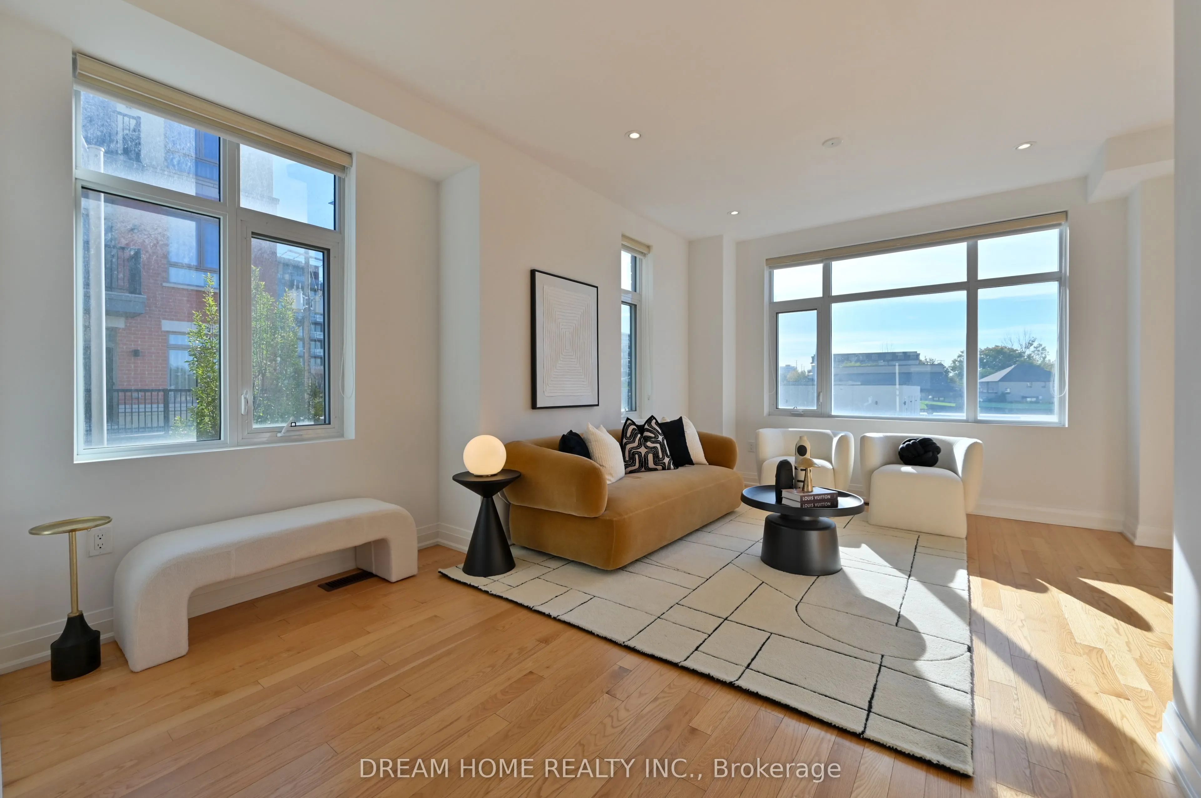 40 Teasel Way