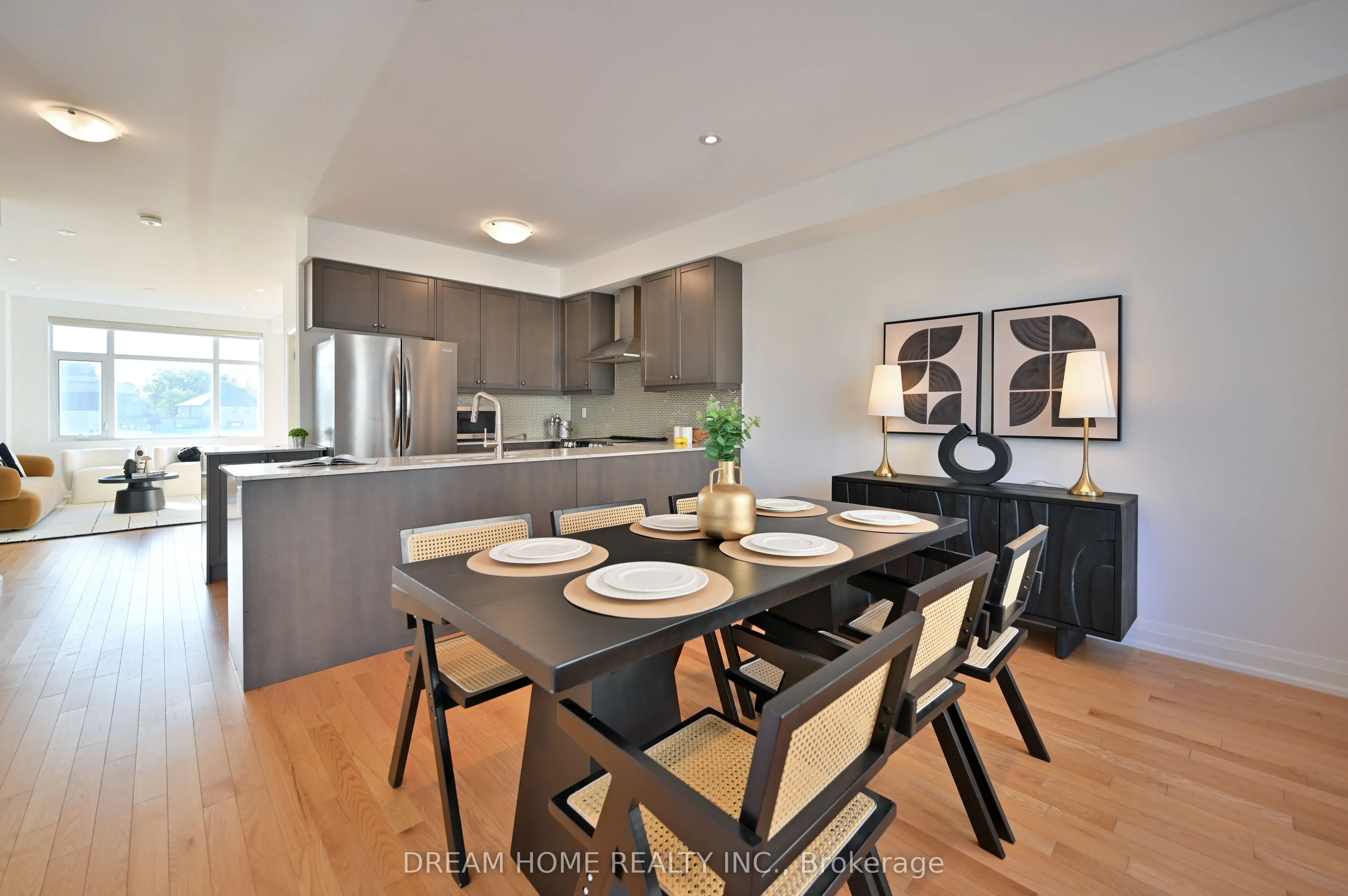 40 Teasel Way