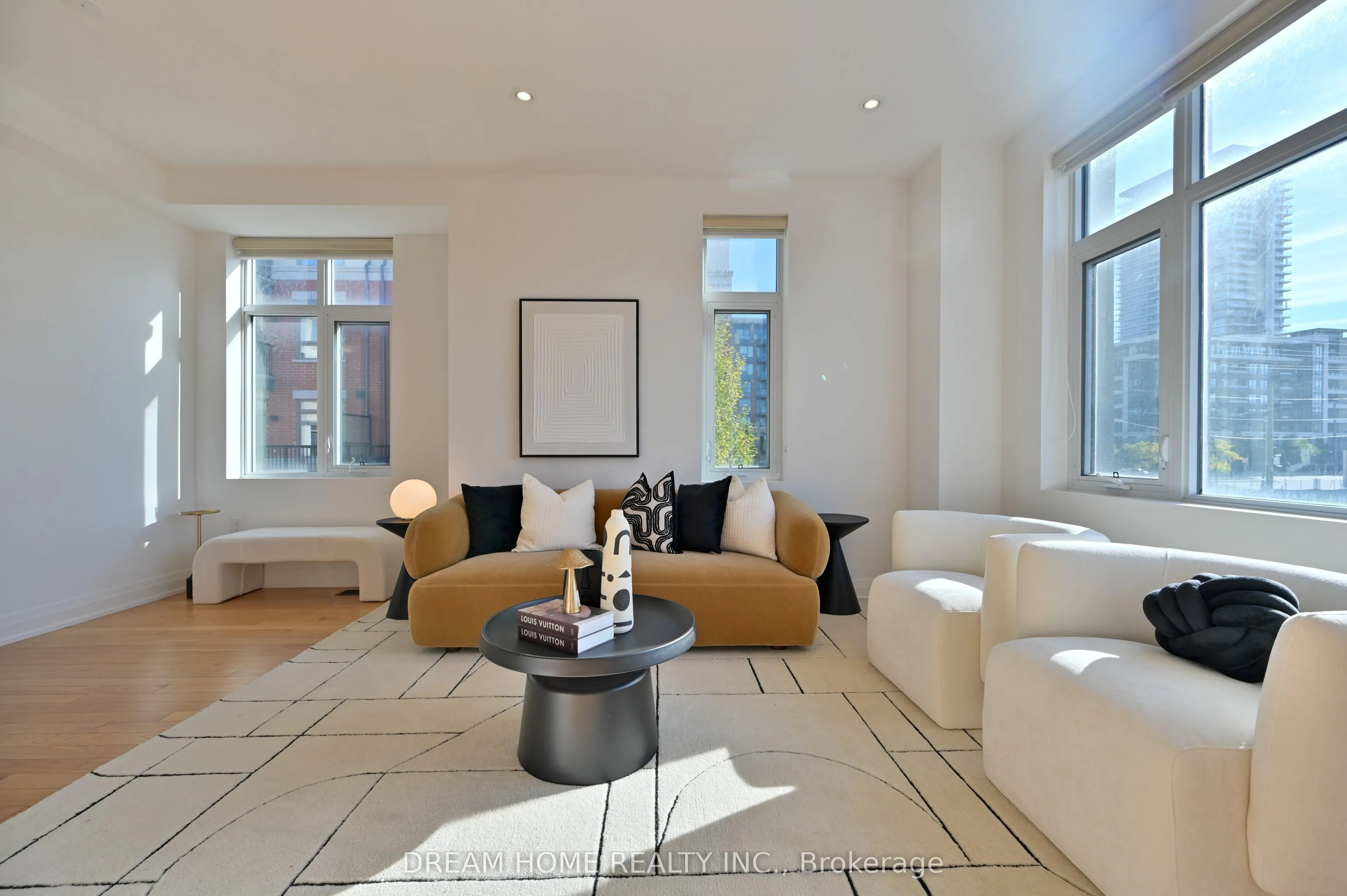 40 Teasel Way