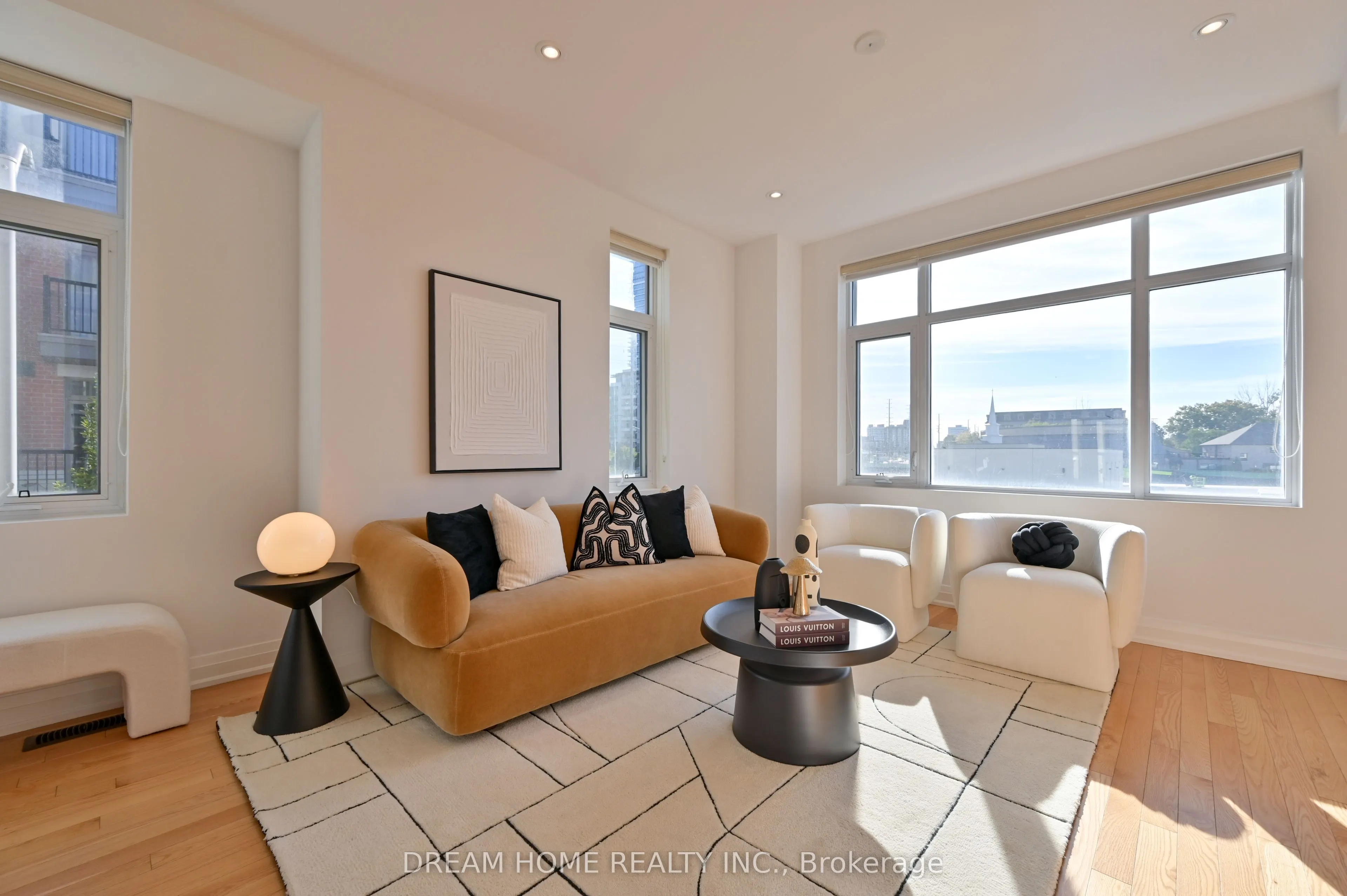 40 Teasel Way