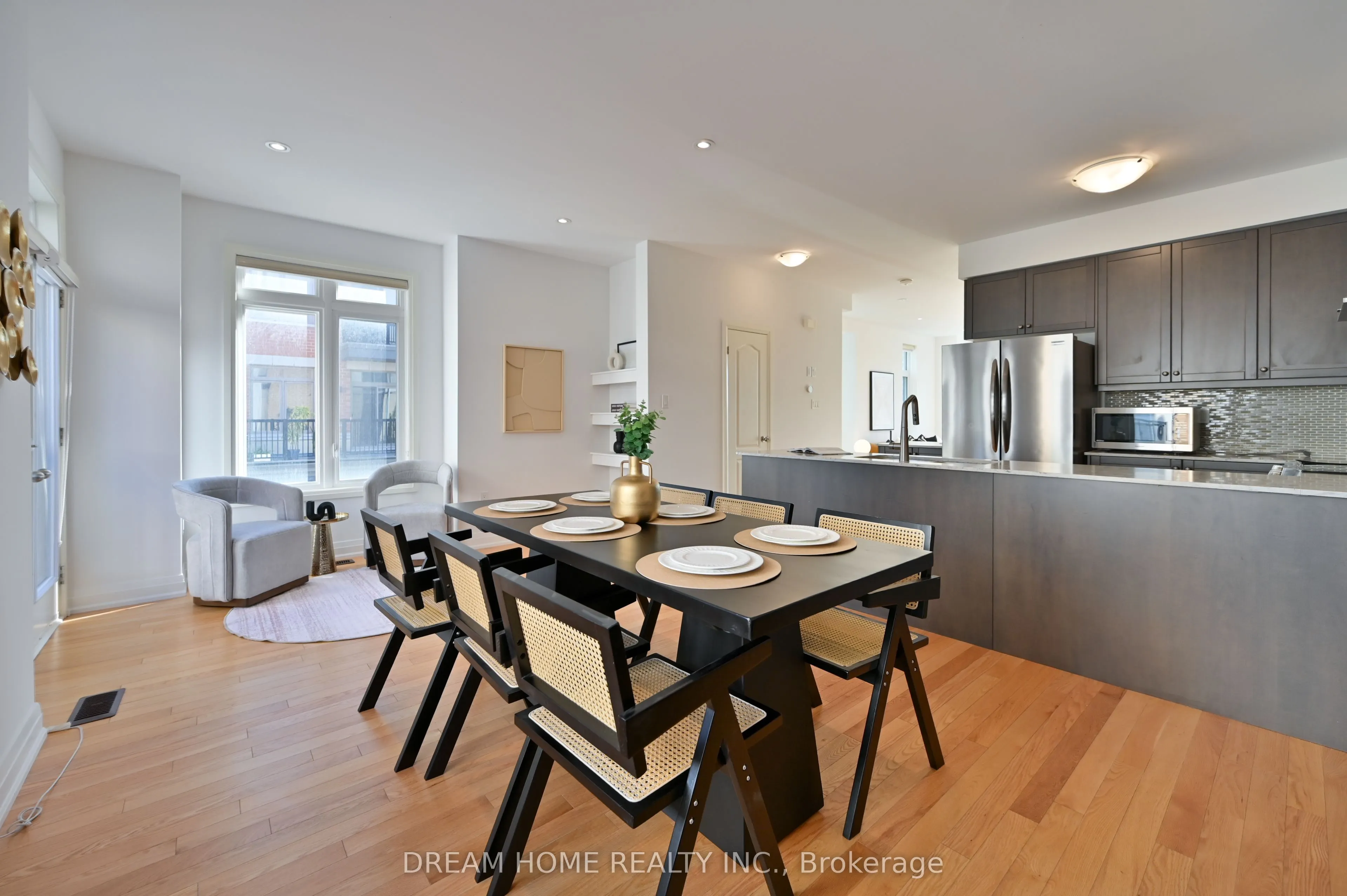 40 Teasel Way