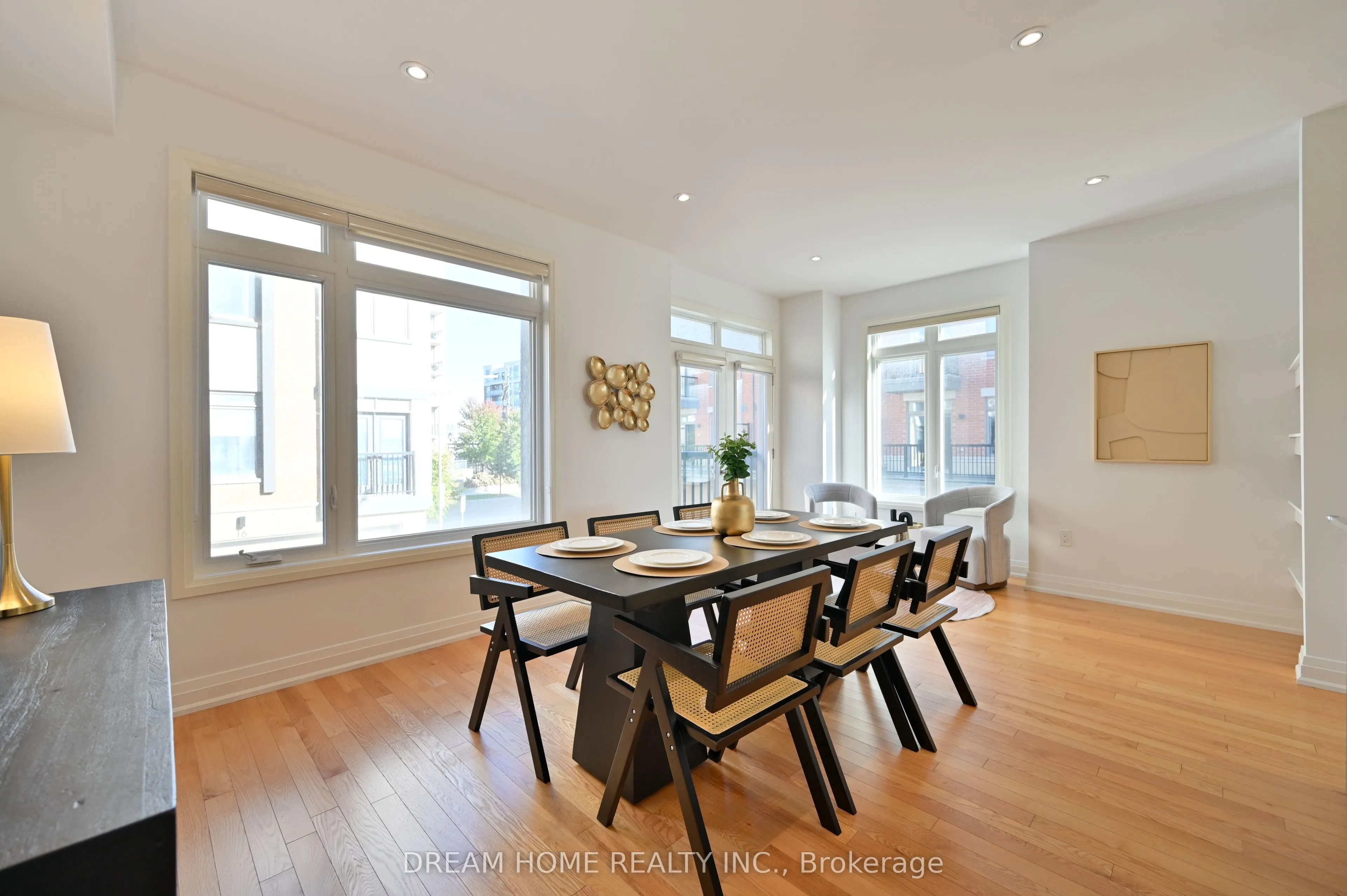 40 Teasel Way