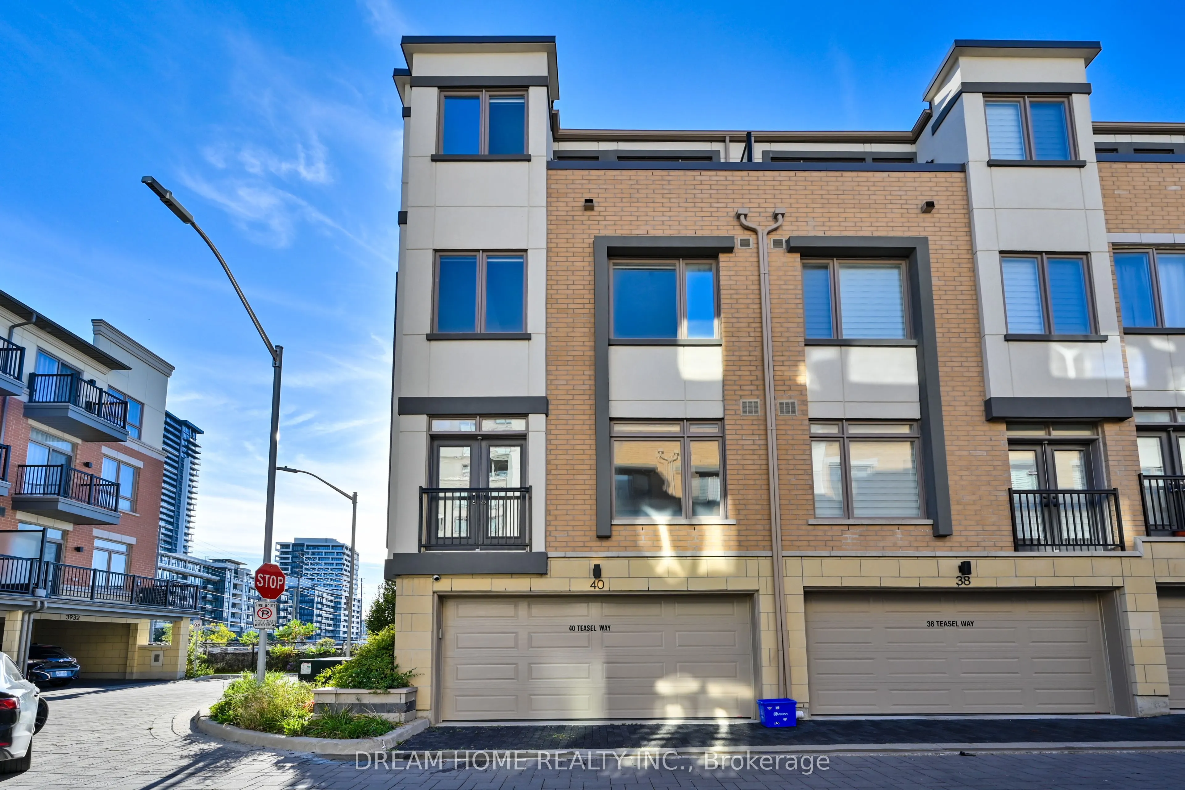 40 Teasel Way