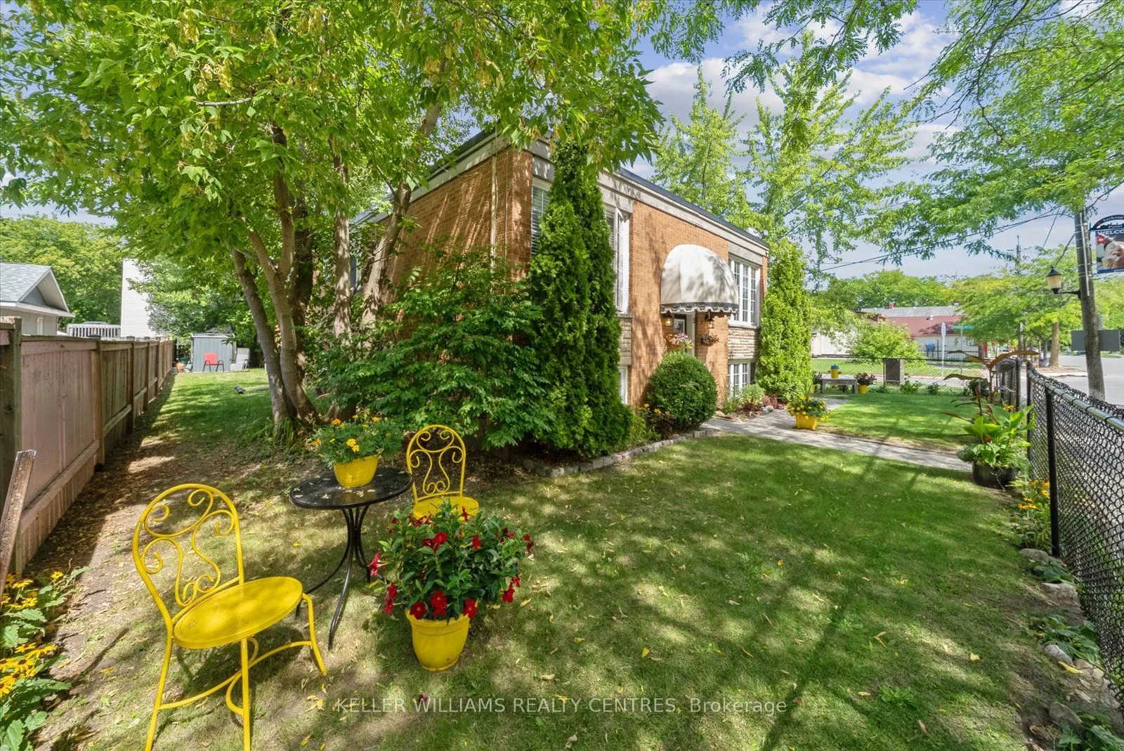 948 Lake Drive E, #104