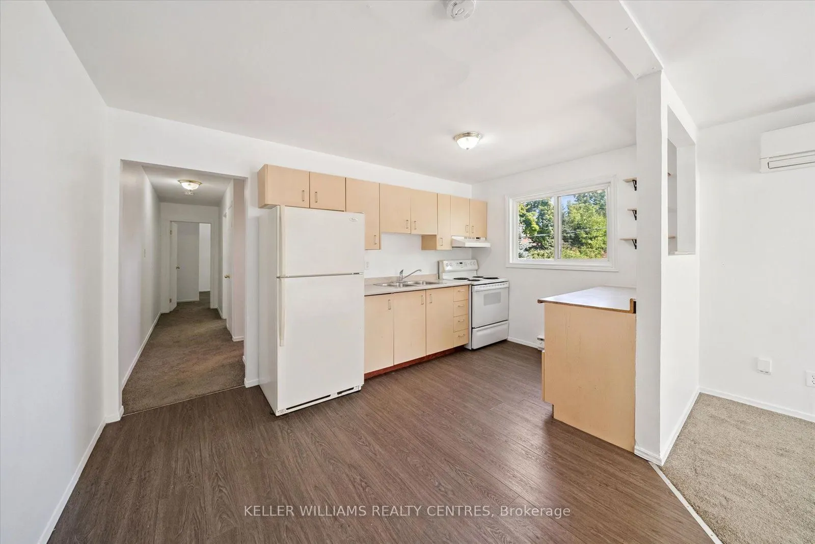 948 Lake Drive E, #104