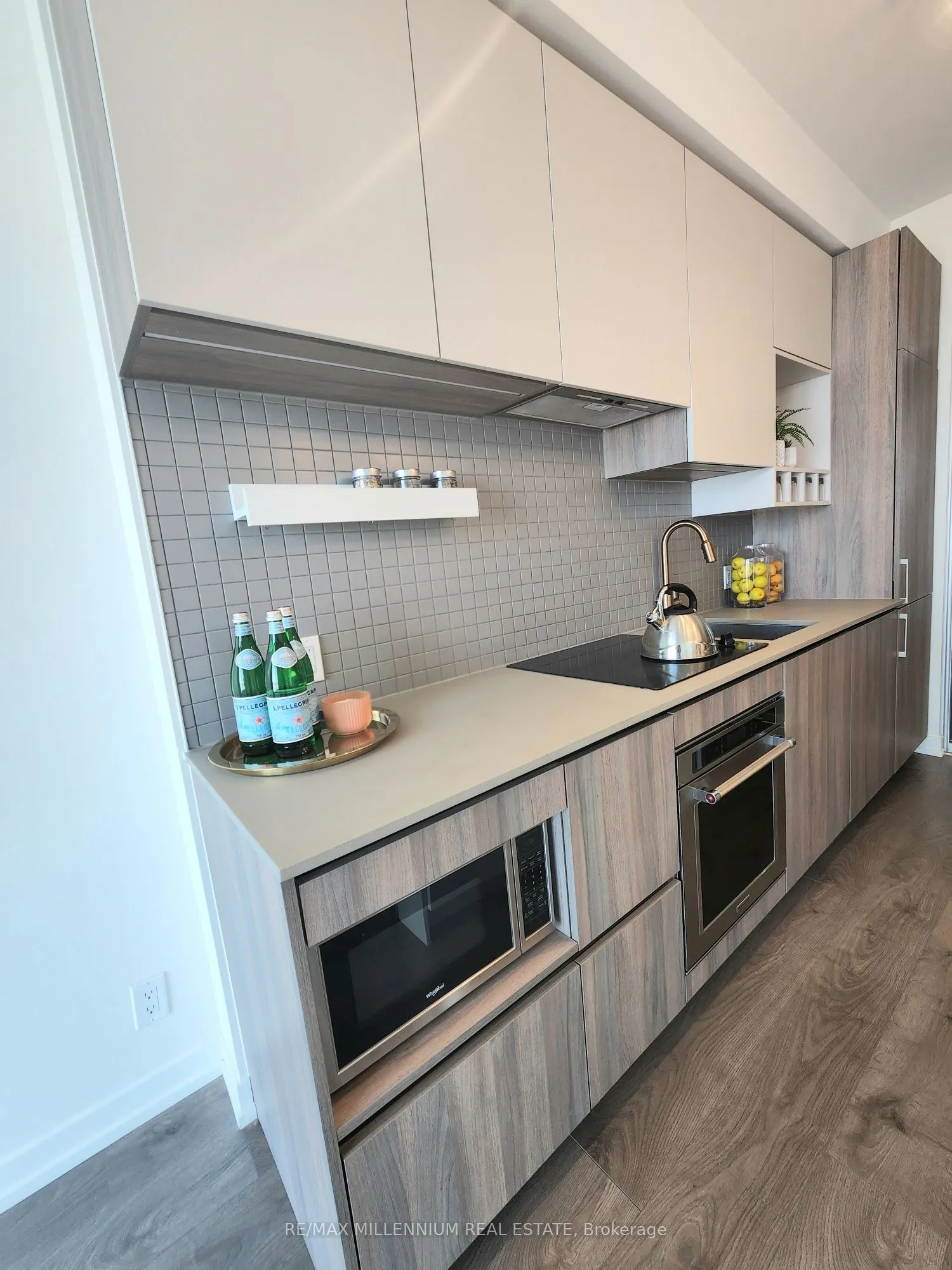 950 Portage Parkway, #3503
