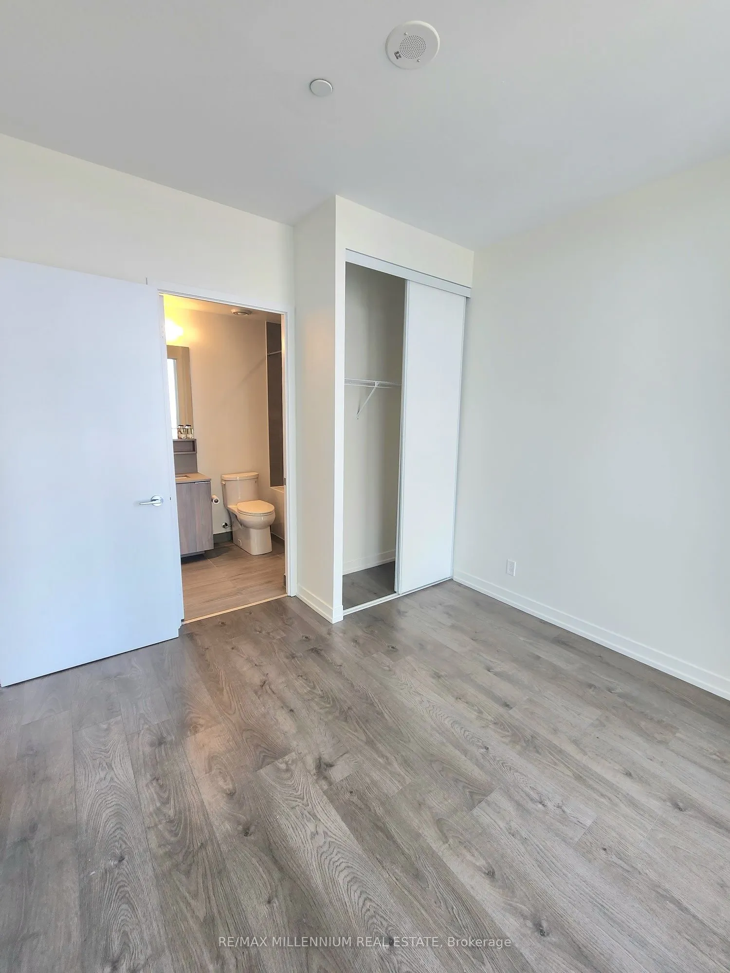 950 Portage Parkway, #3503
