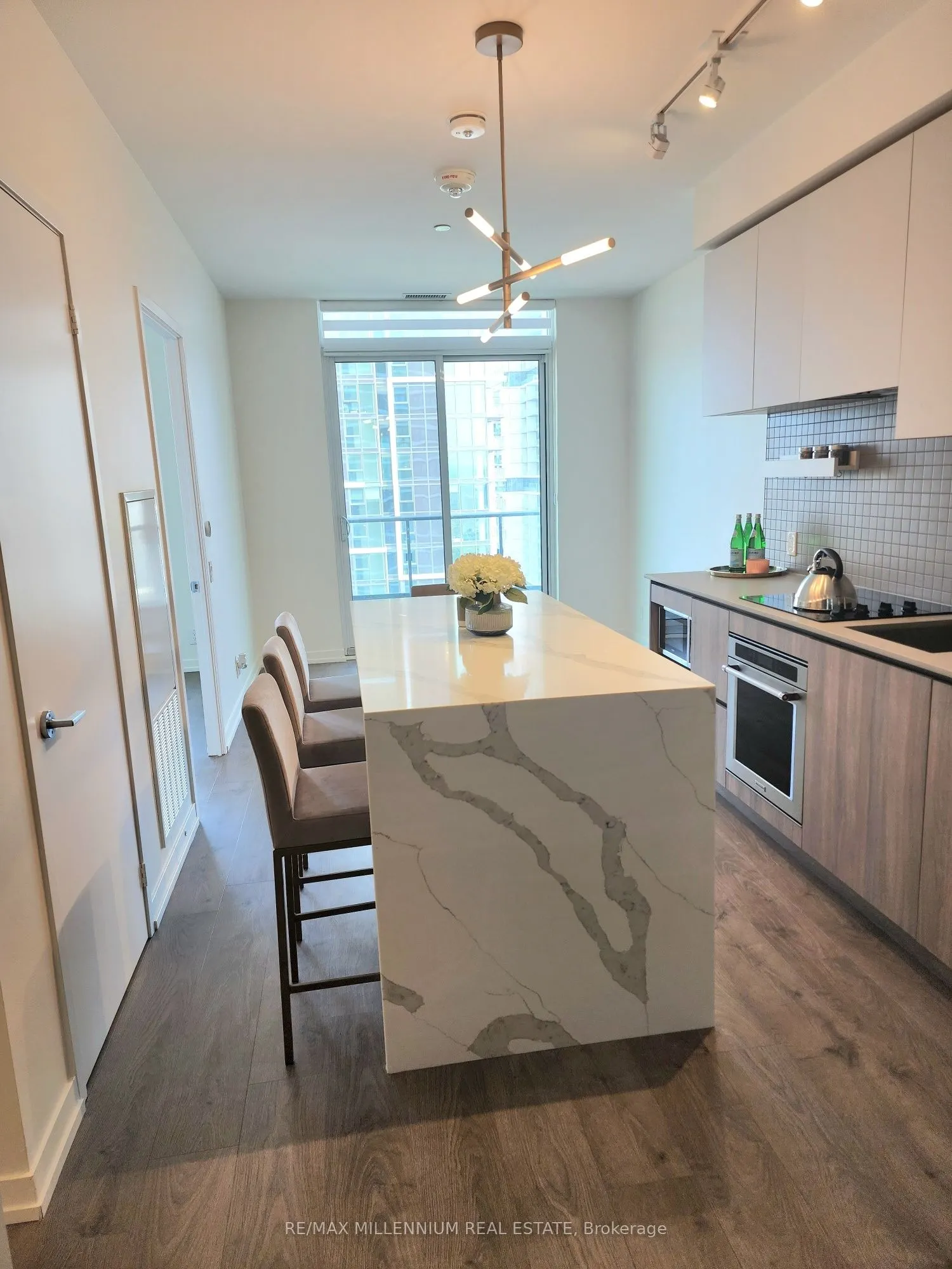 950 Portage Parkway, #3503