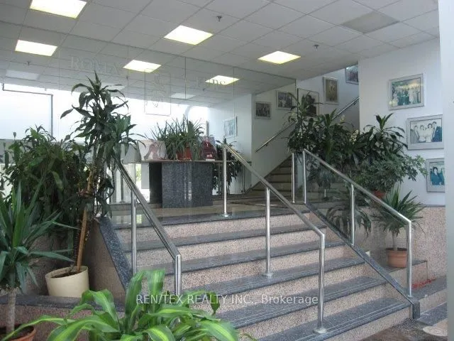 27 Roytec Road, #S. 8