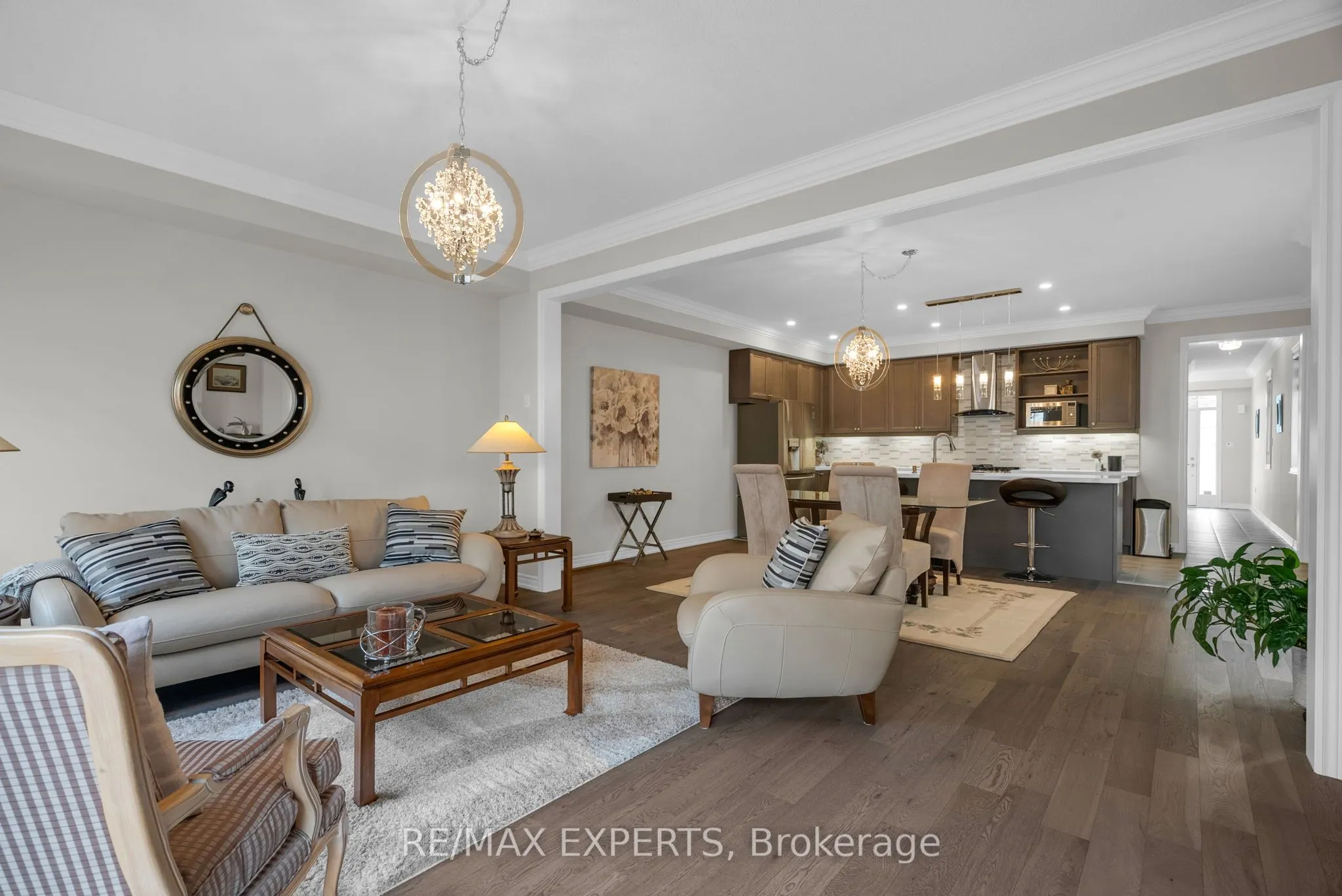 92 Robb Thomson Road
