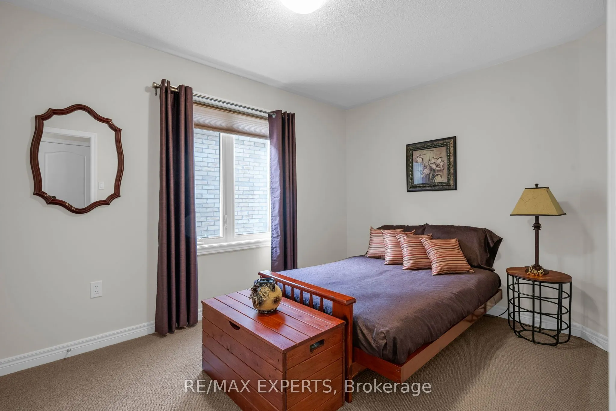 92 Robb Thomson Road