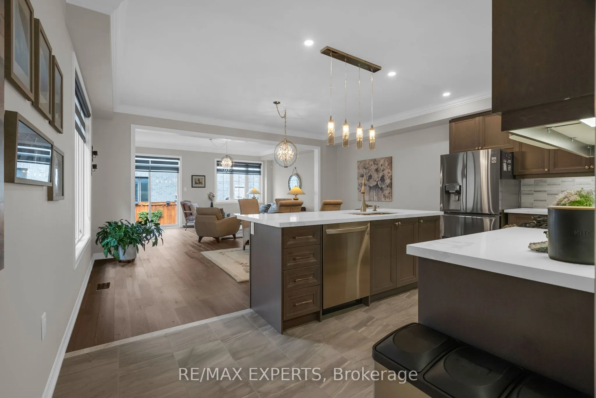 92 Robb Thomson Road