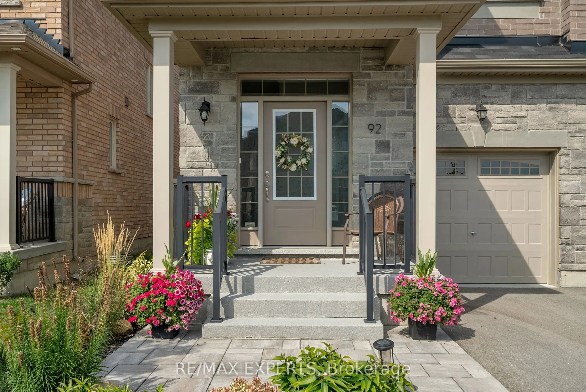 92 Robb Thomson Road
