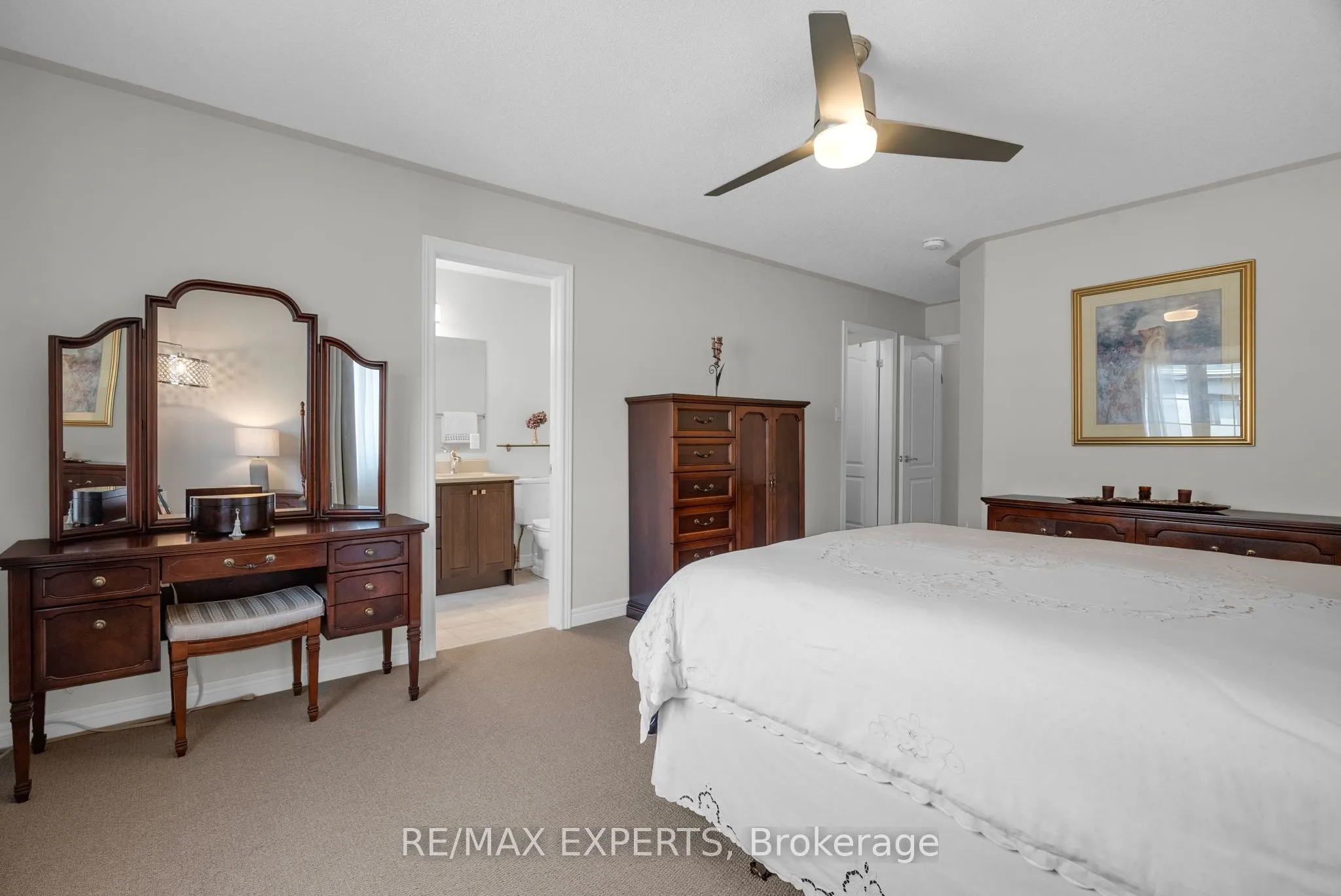 92 Robb Thomson Road