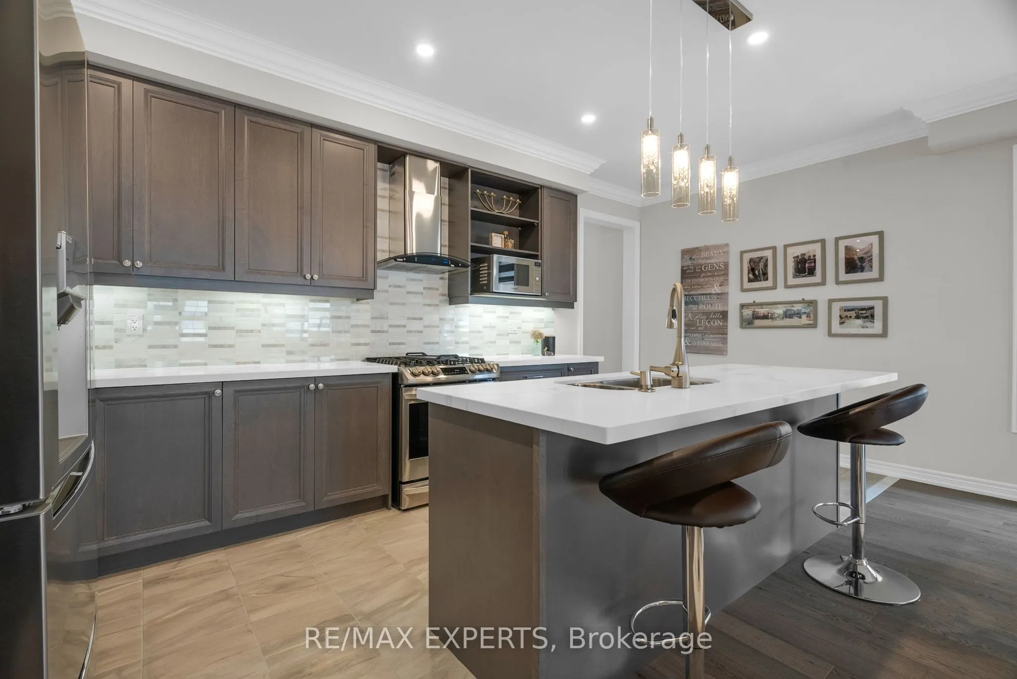 92 Robb Thomson Road