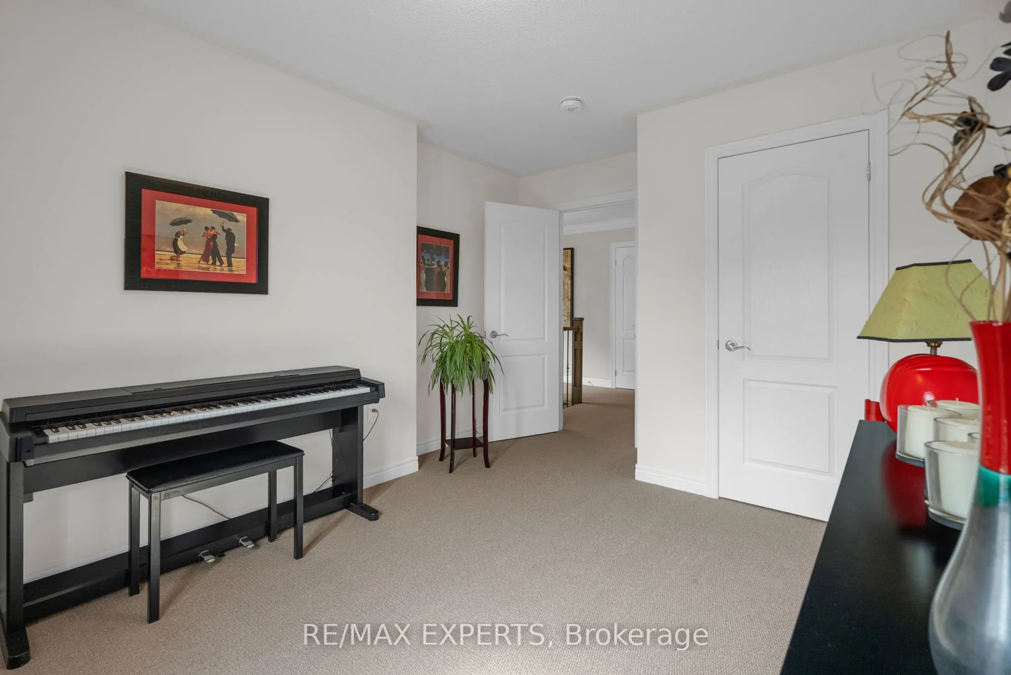 92 Robb Thomson Road