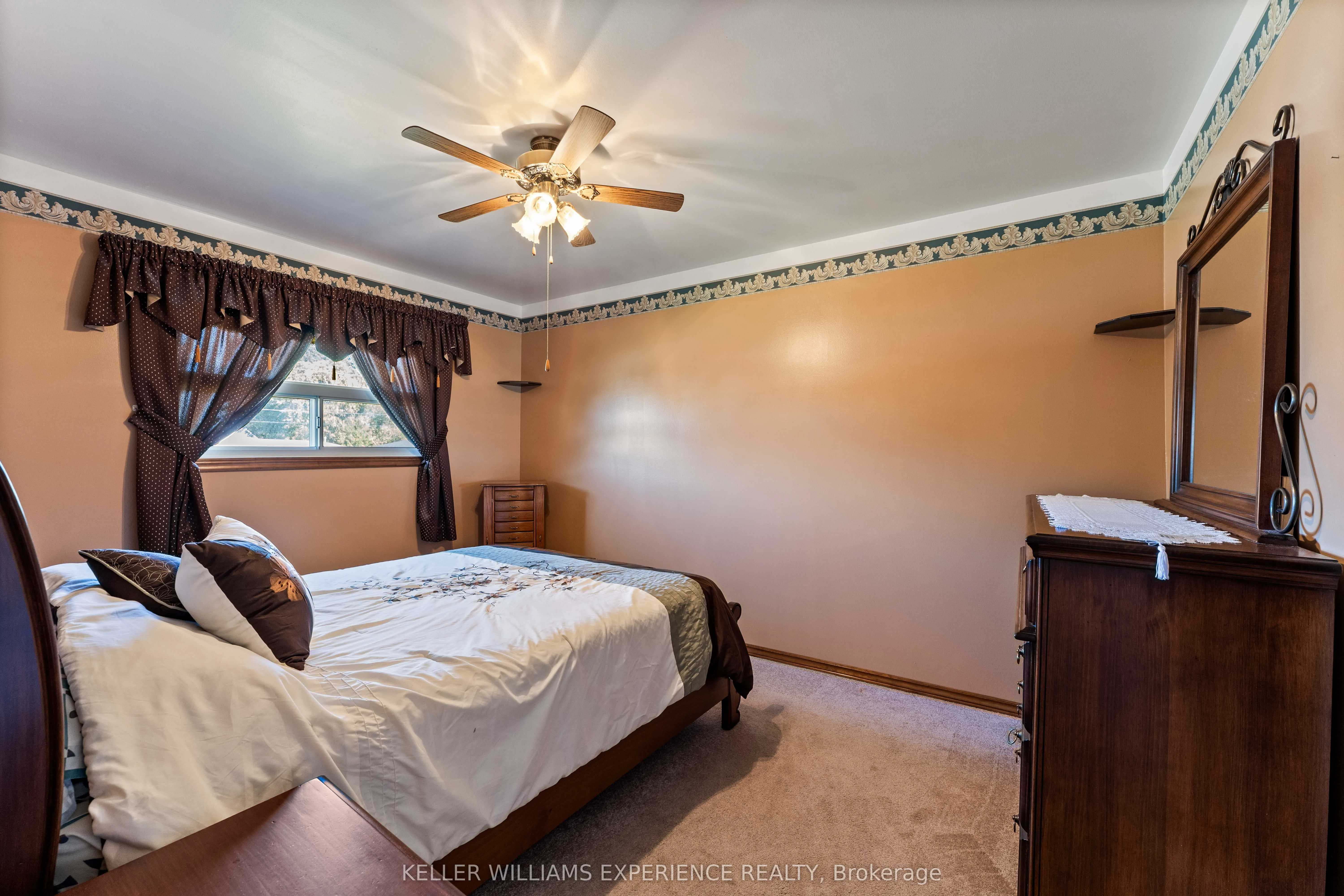 6 Sandsprings Crescent