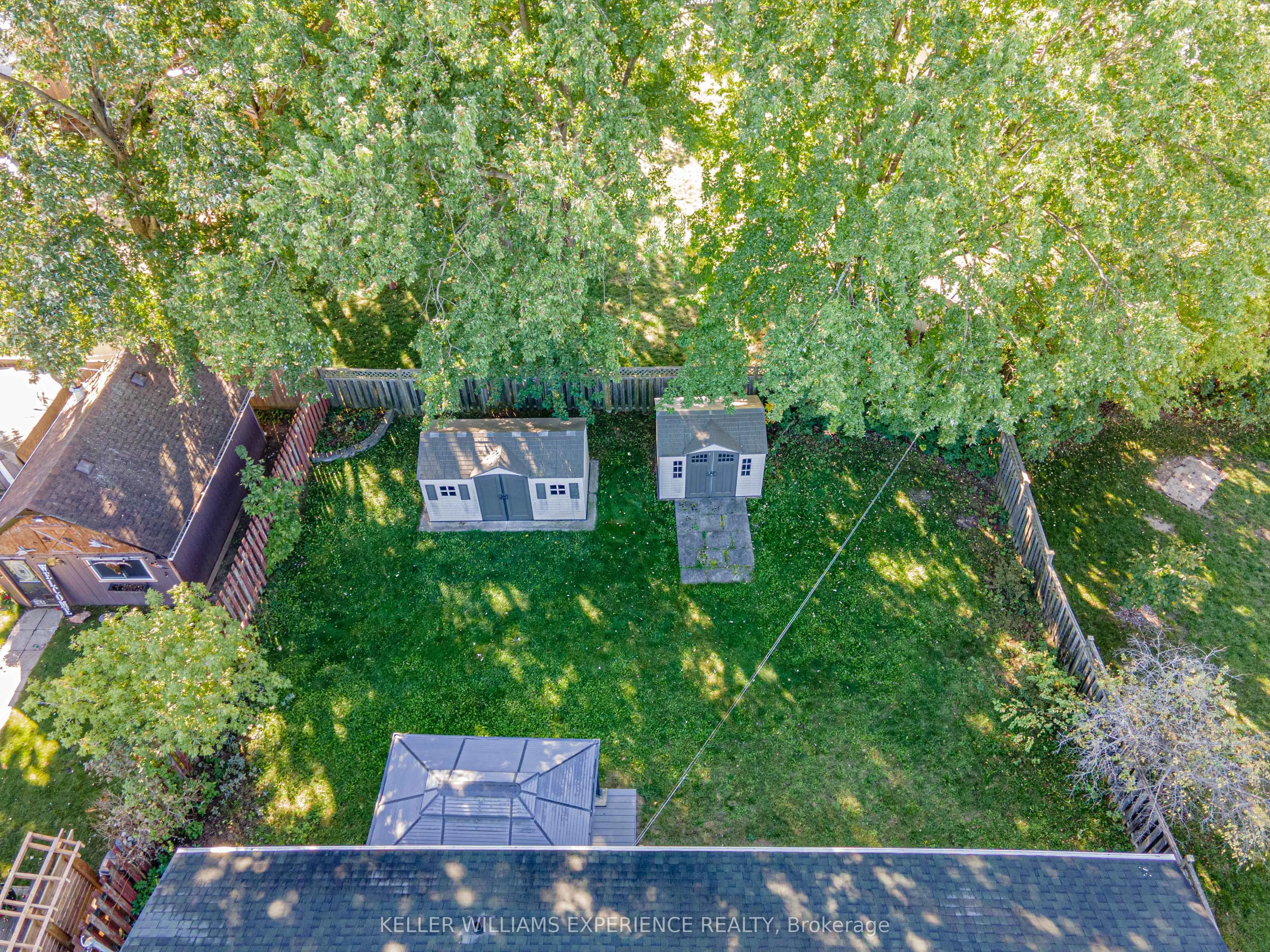6 Sandsprings Crescent