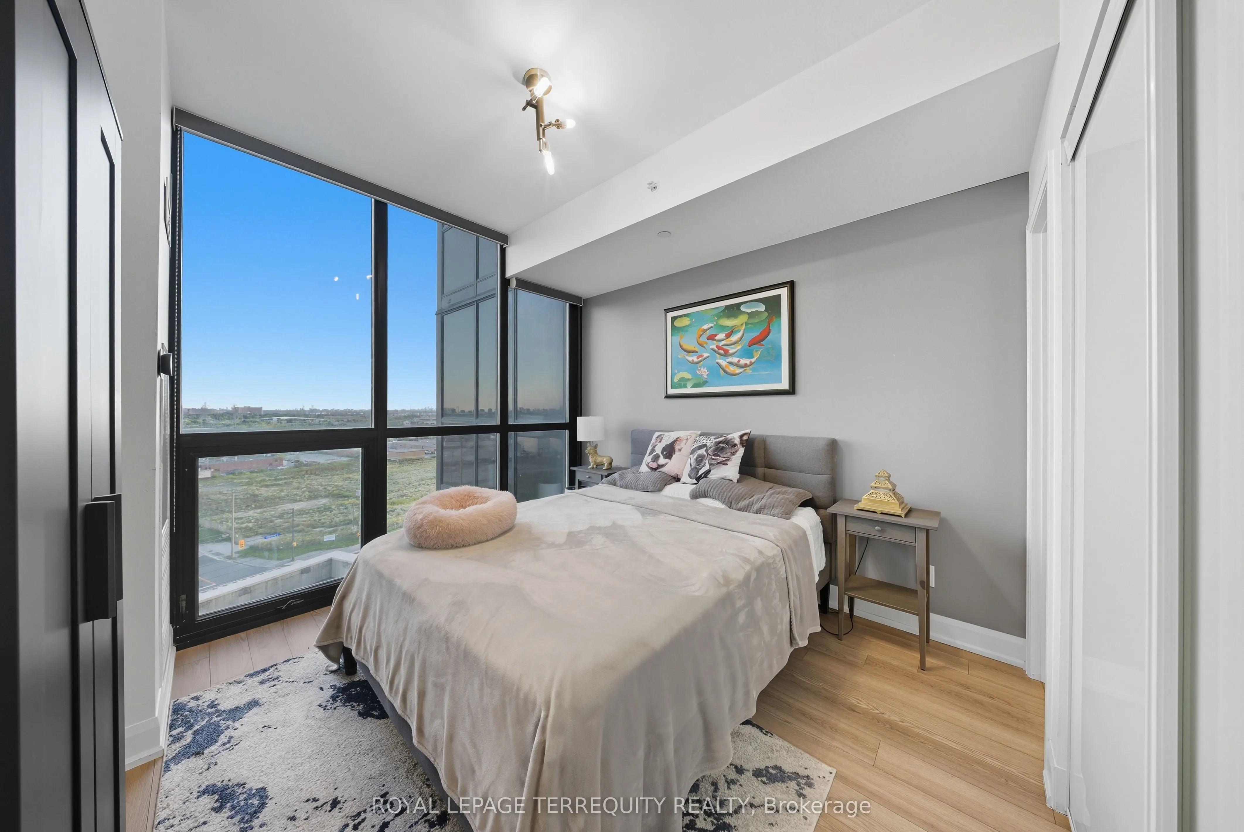 2910 Highway 7, #902