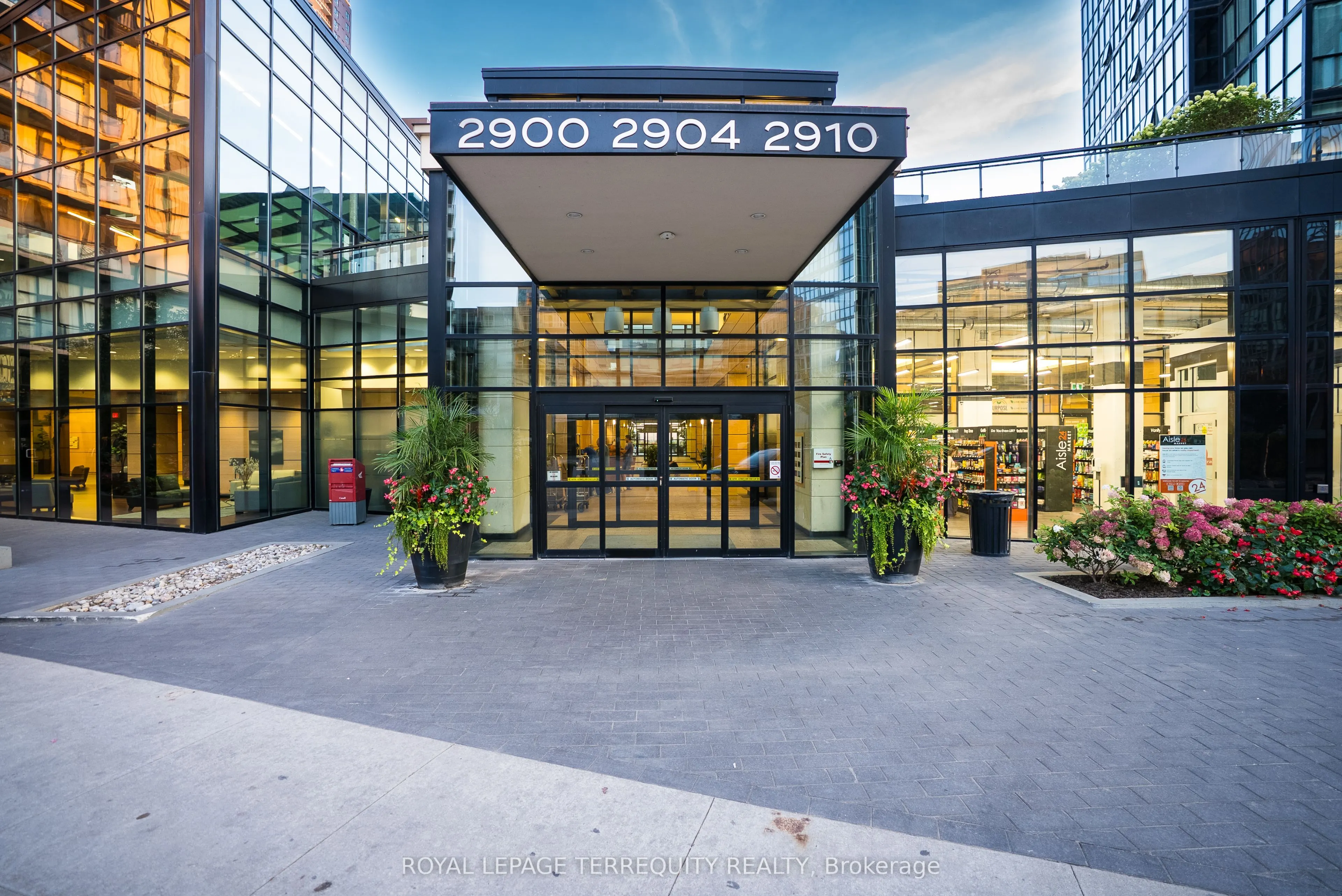 2910 Highway 7, #902