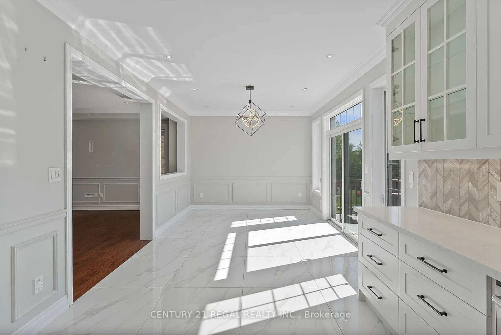145 Roy Harper Avenue