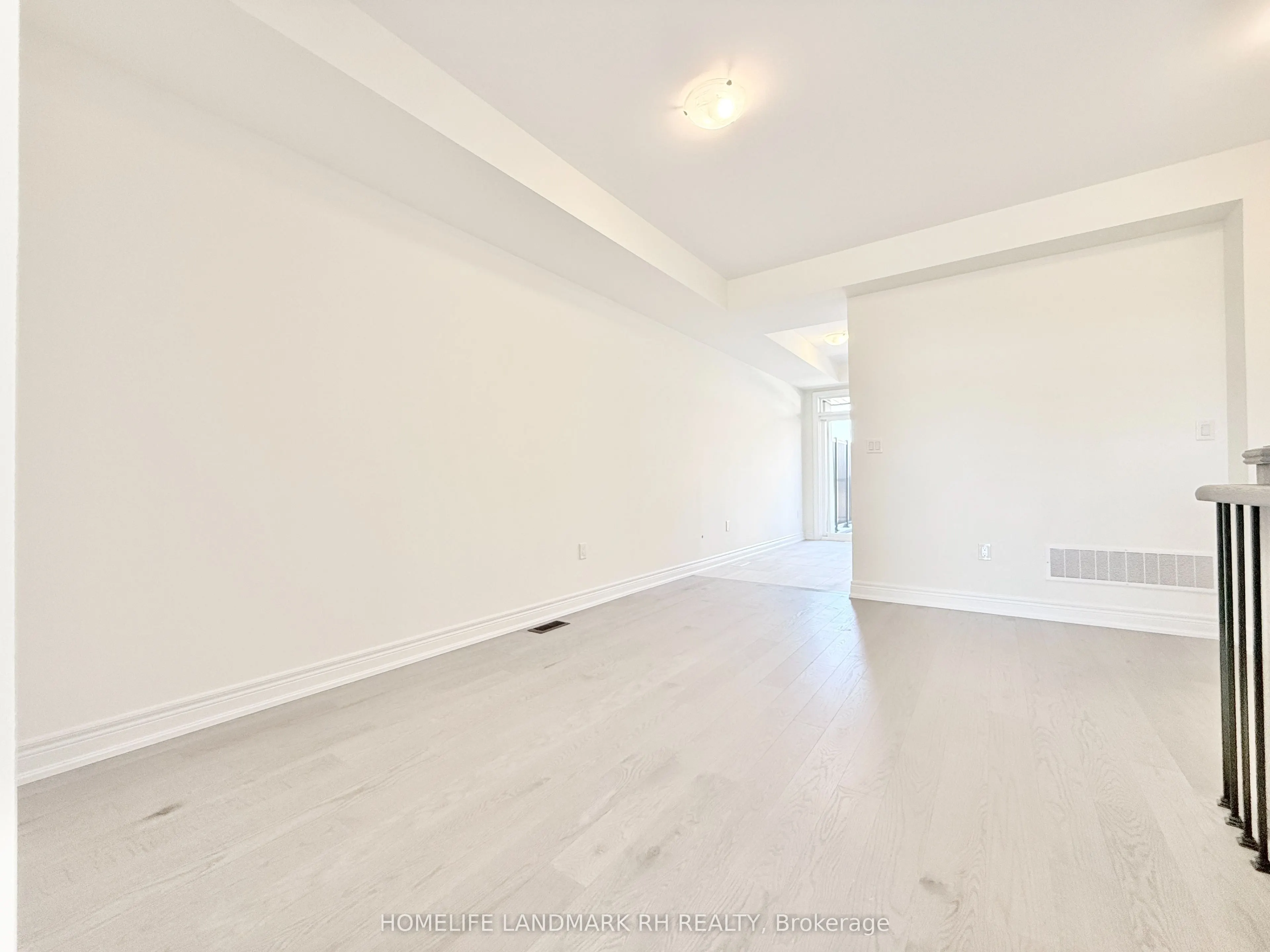 163 Berczy Green Drive