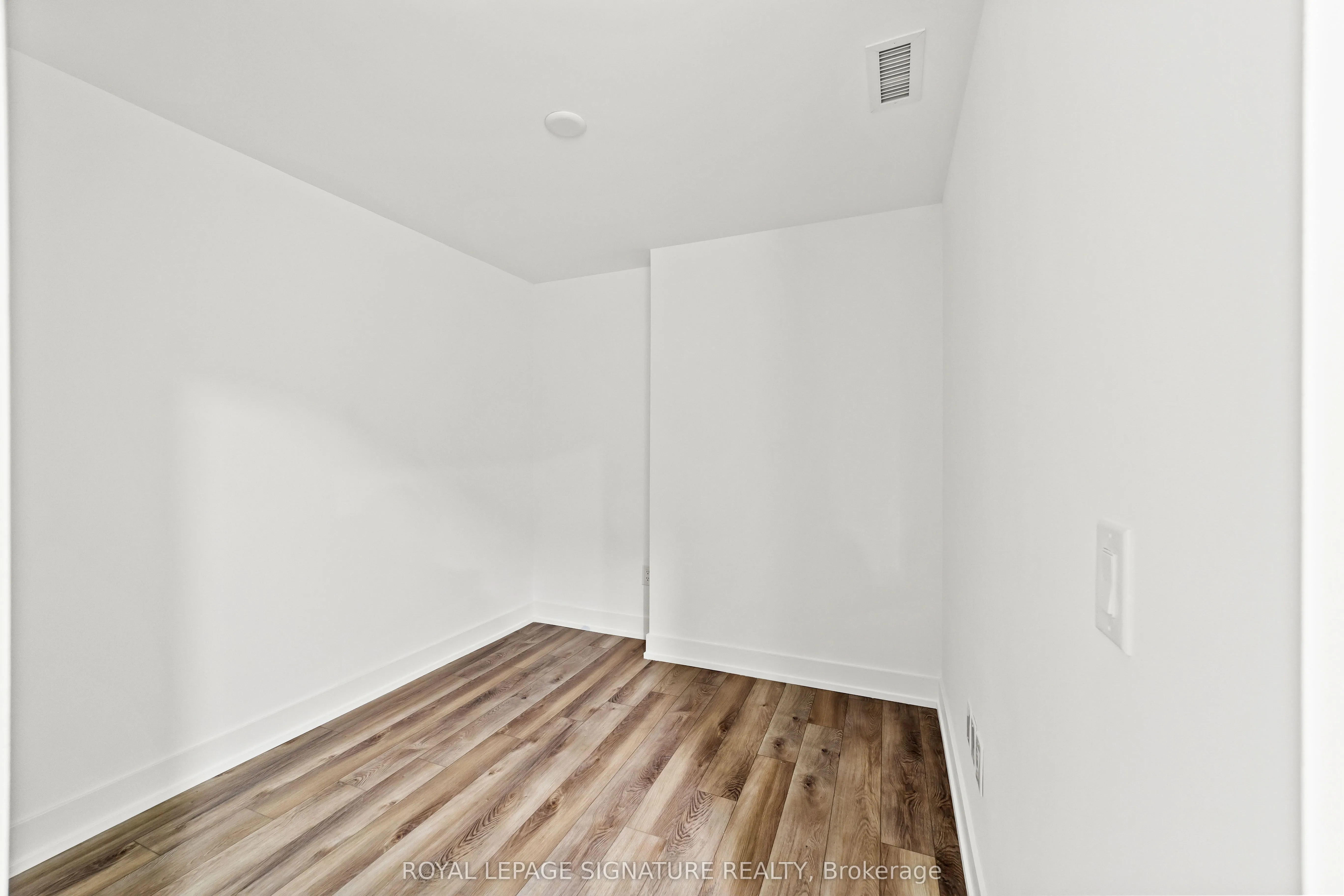 9 Clegg Road, #501