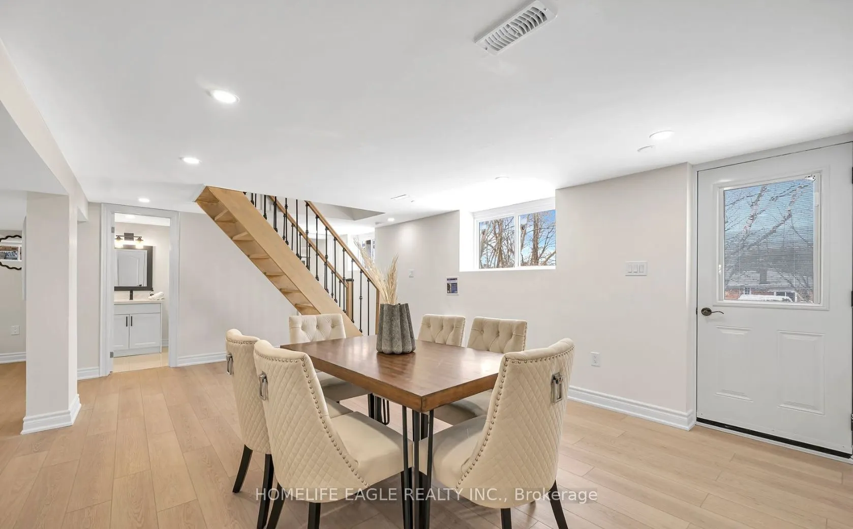 244 Simcoe Road