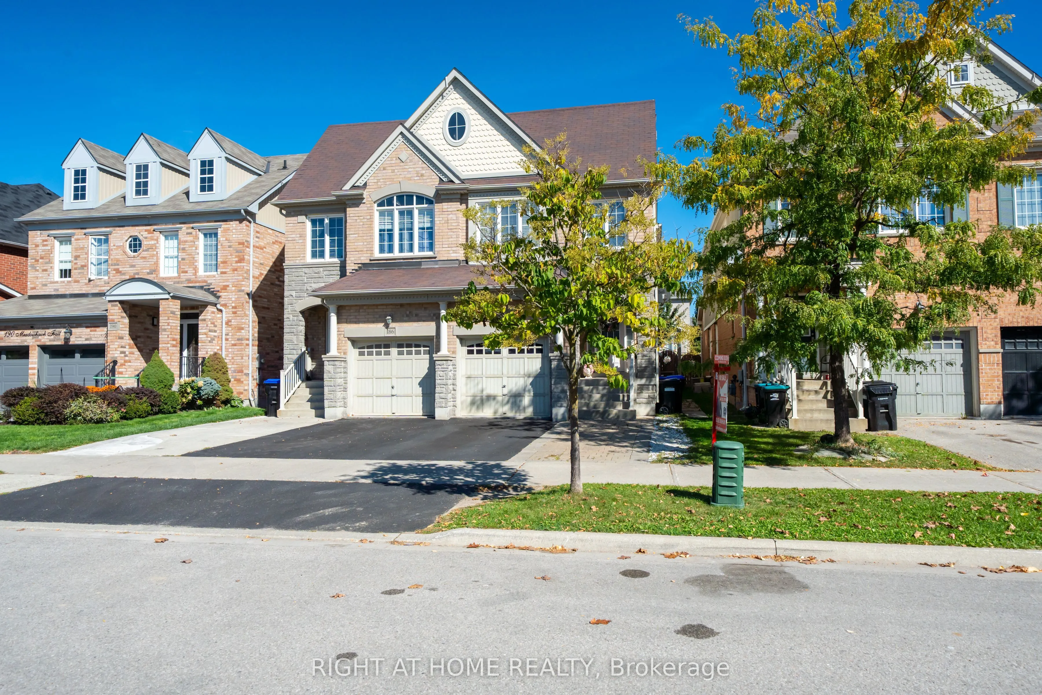 182 Meadowhawk Trail