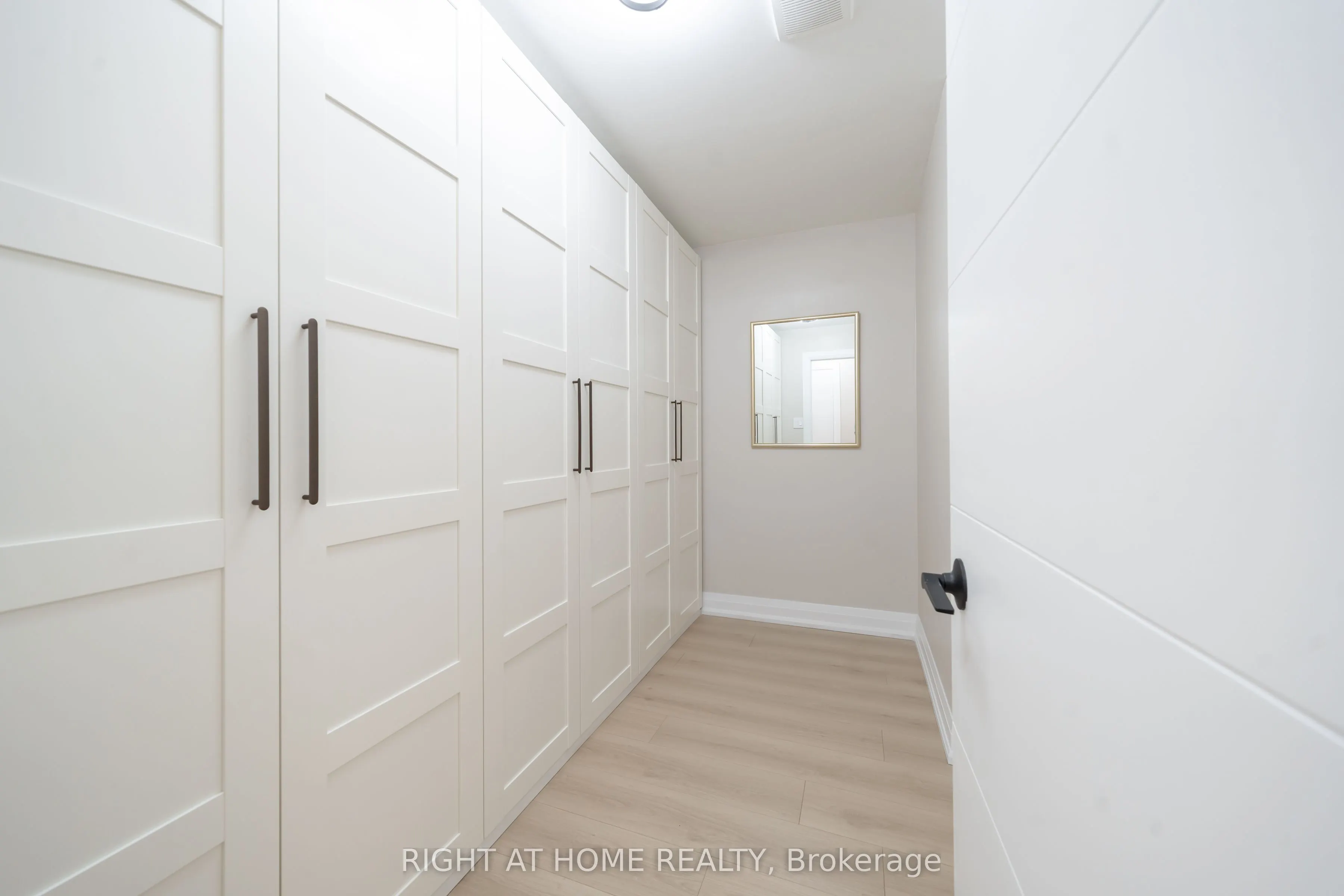 182 Meadowhawk Trail