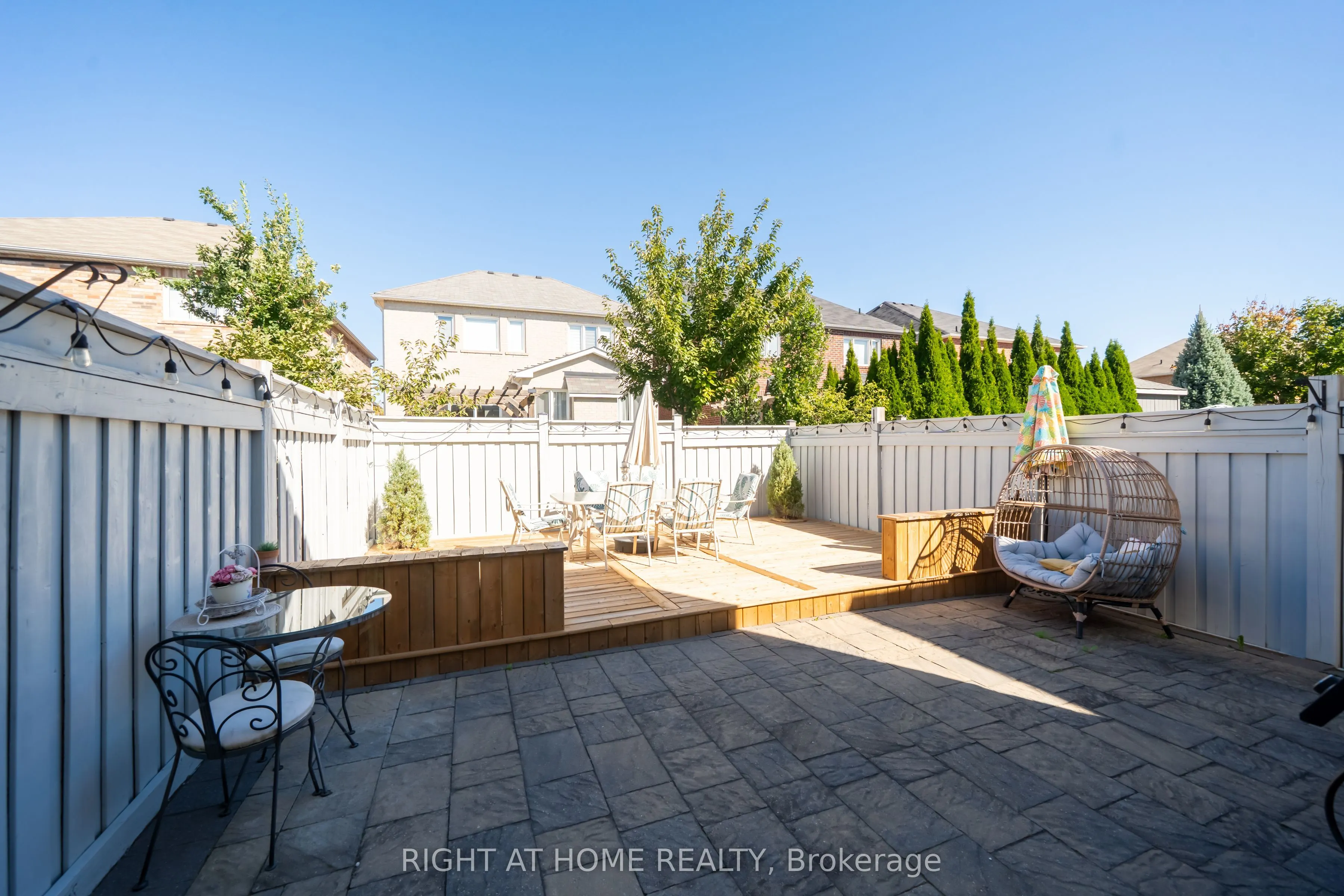 182 Meadowhawk Trail