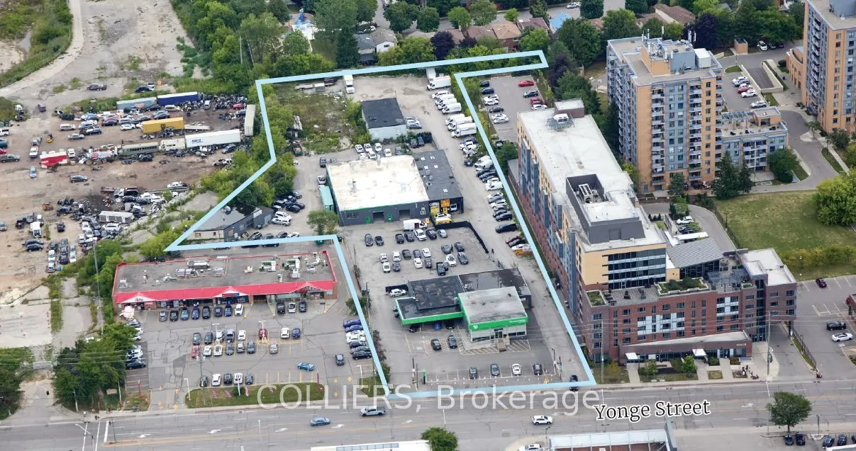 10423 Yonge Street