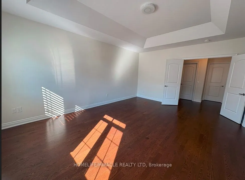 72 Ruffle Lane
