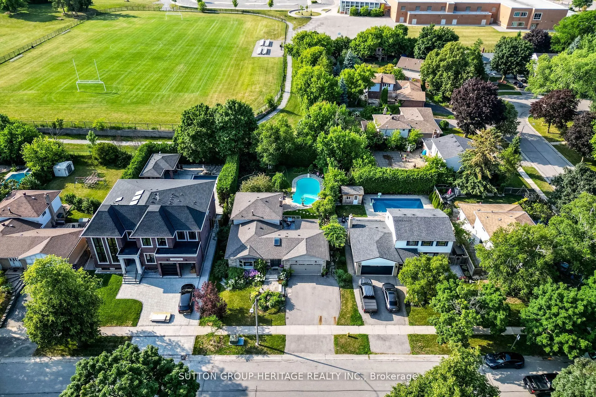 47 Pringle Avenue