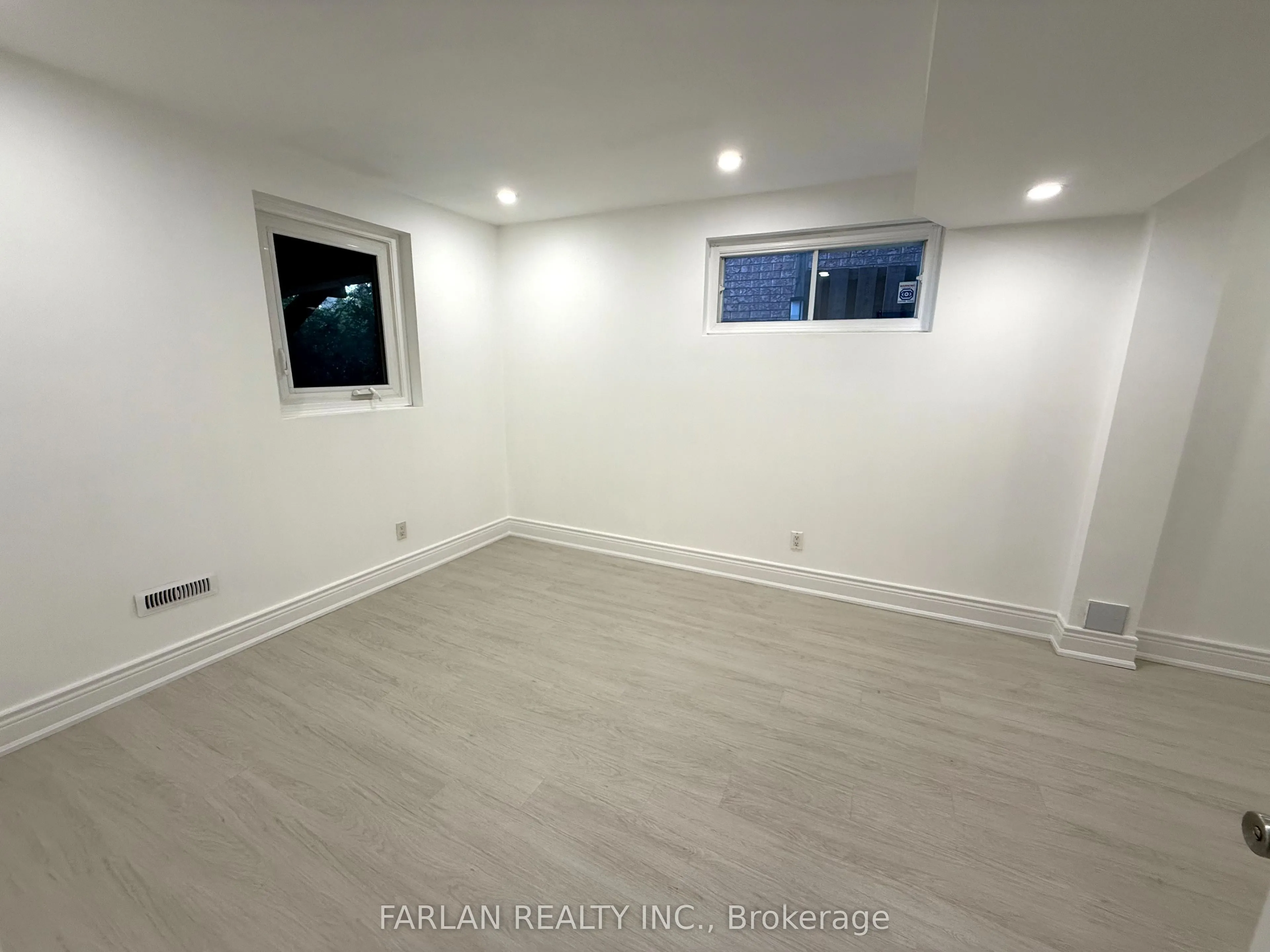 20 Eleanor Circle