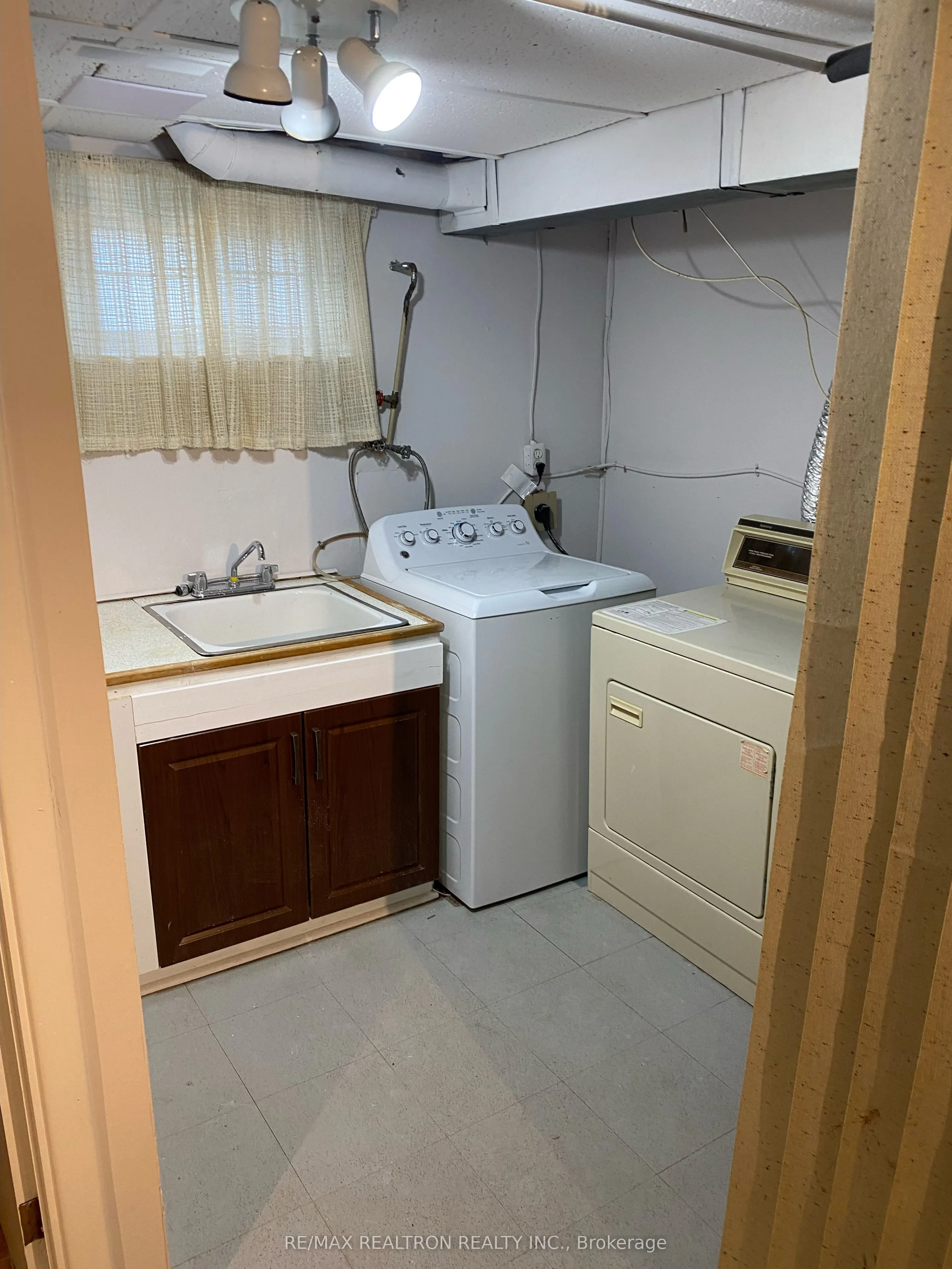 62 Child Drive, #Main Fl
